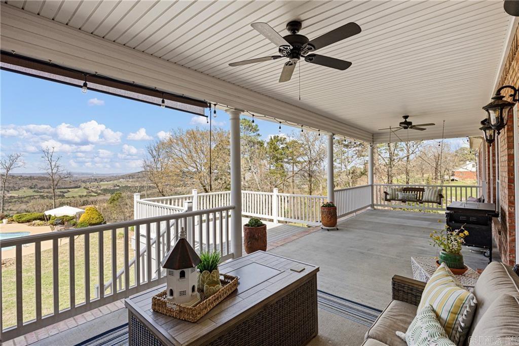 CLIFF & STREAM - Residential