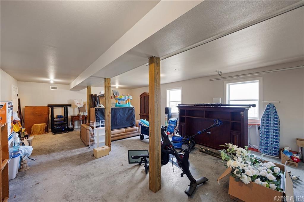 CLIFF & STREAM - Residential