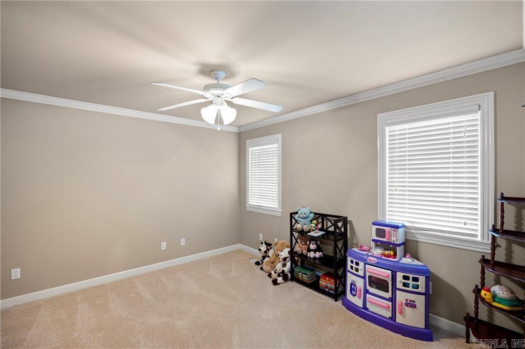 CLIFF & STREAM - Residential