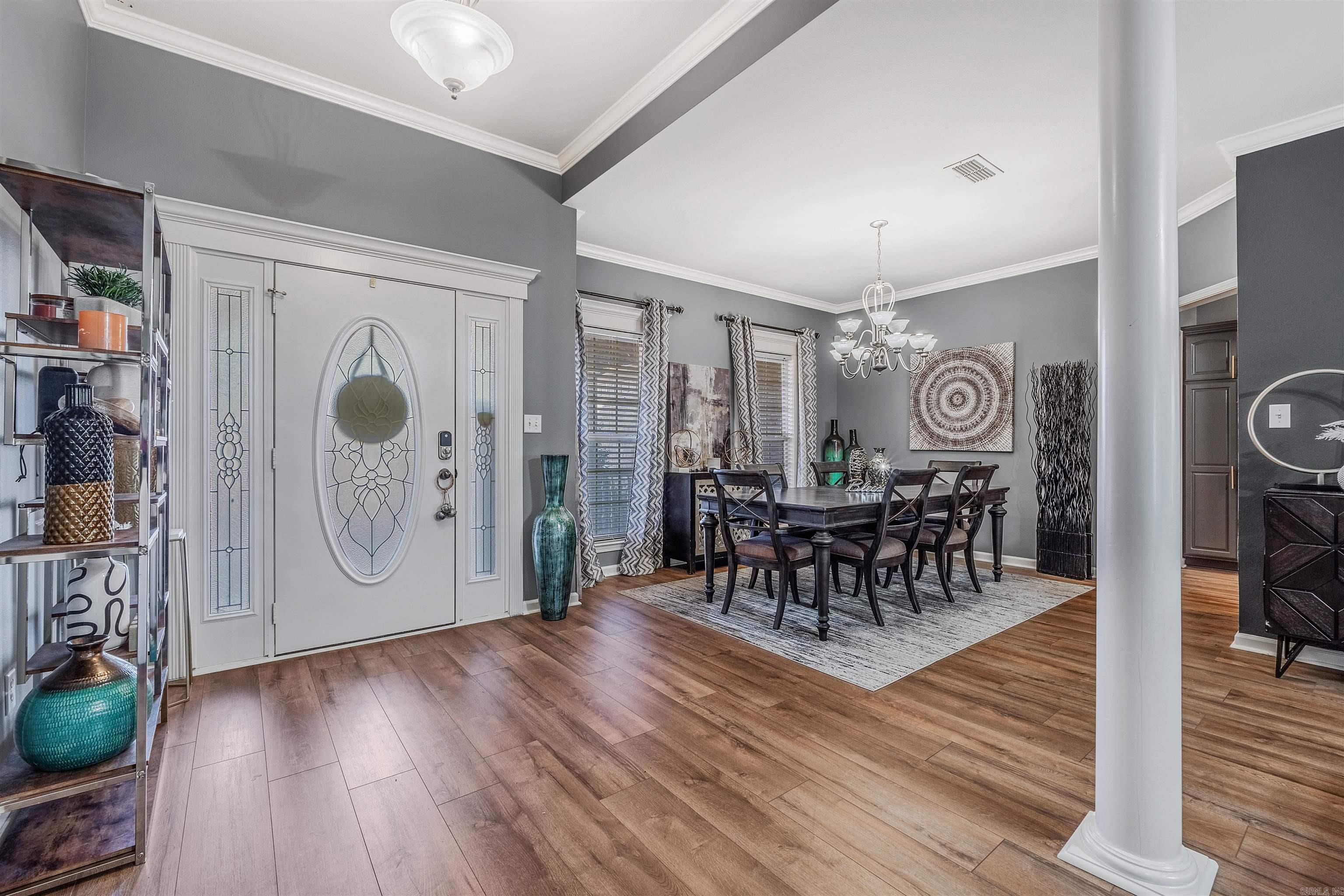 CAPITOL LAKES ESTATES - Residential