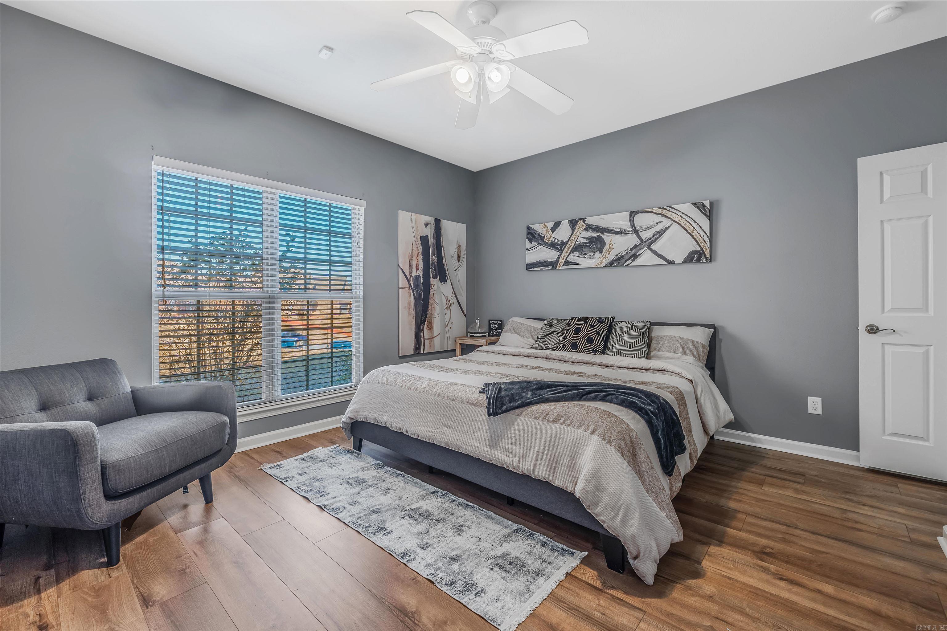 CAPITOL LAKES ESTATES - Residential