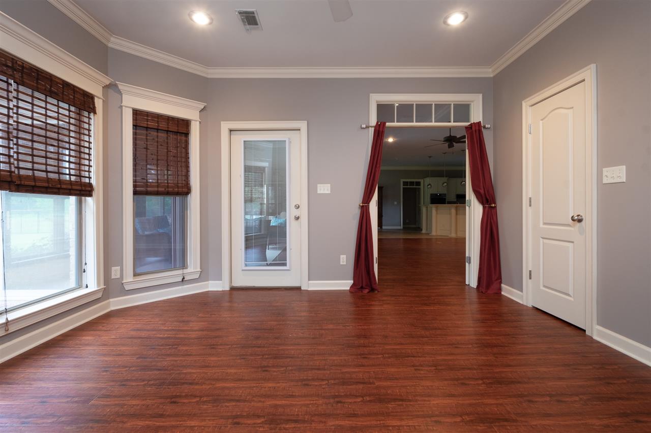 COUNTRY CLUB OF ARK THE - Residential