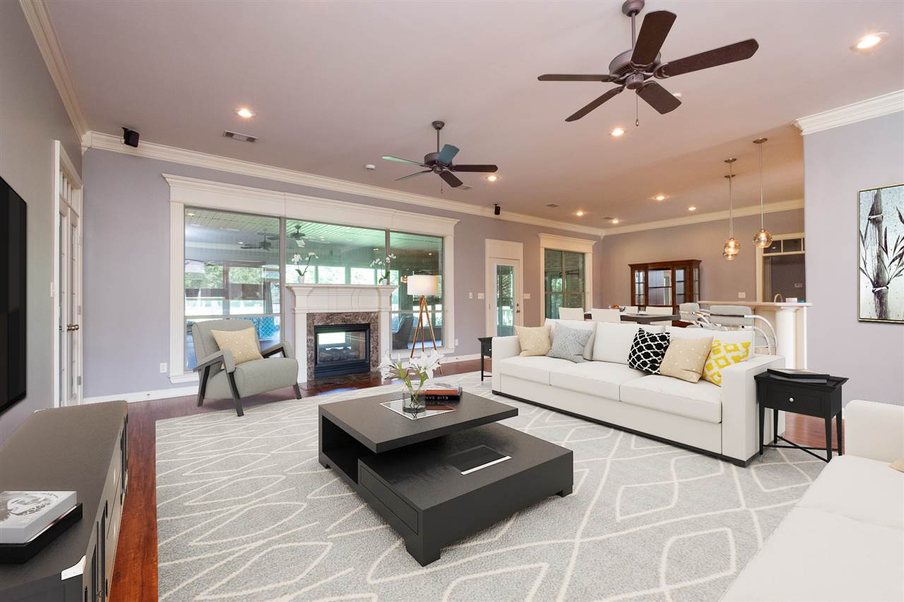 COUNTRY CLUB OF ARK THE - Residential