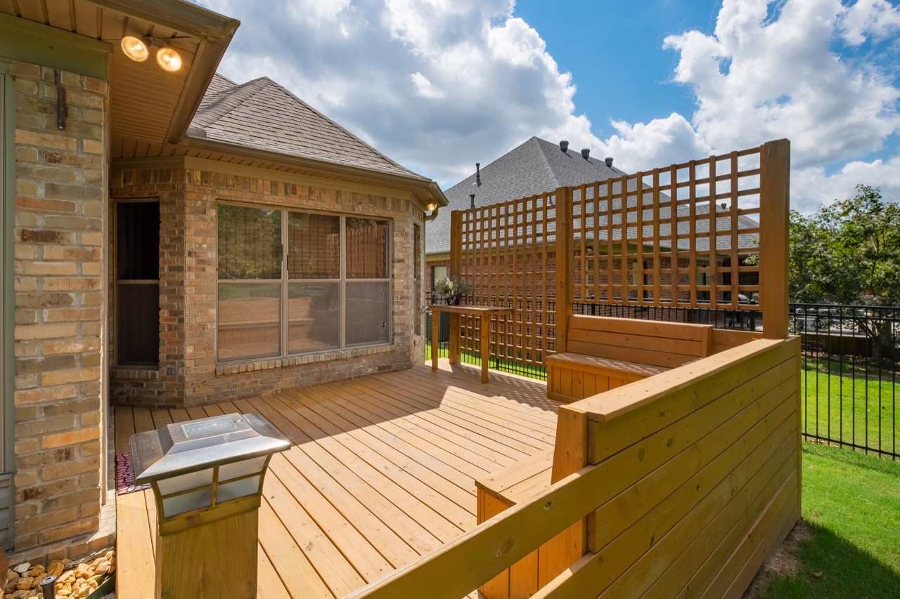 COUNTRY CLUB OF ARK THE - Residential