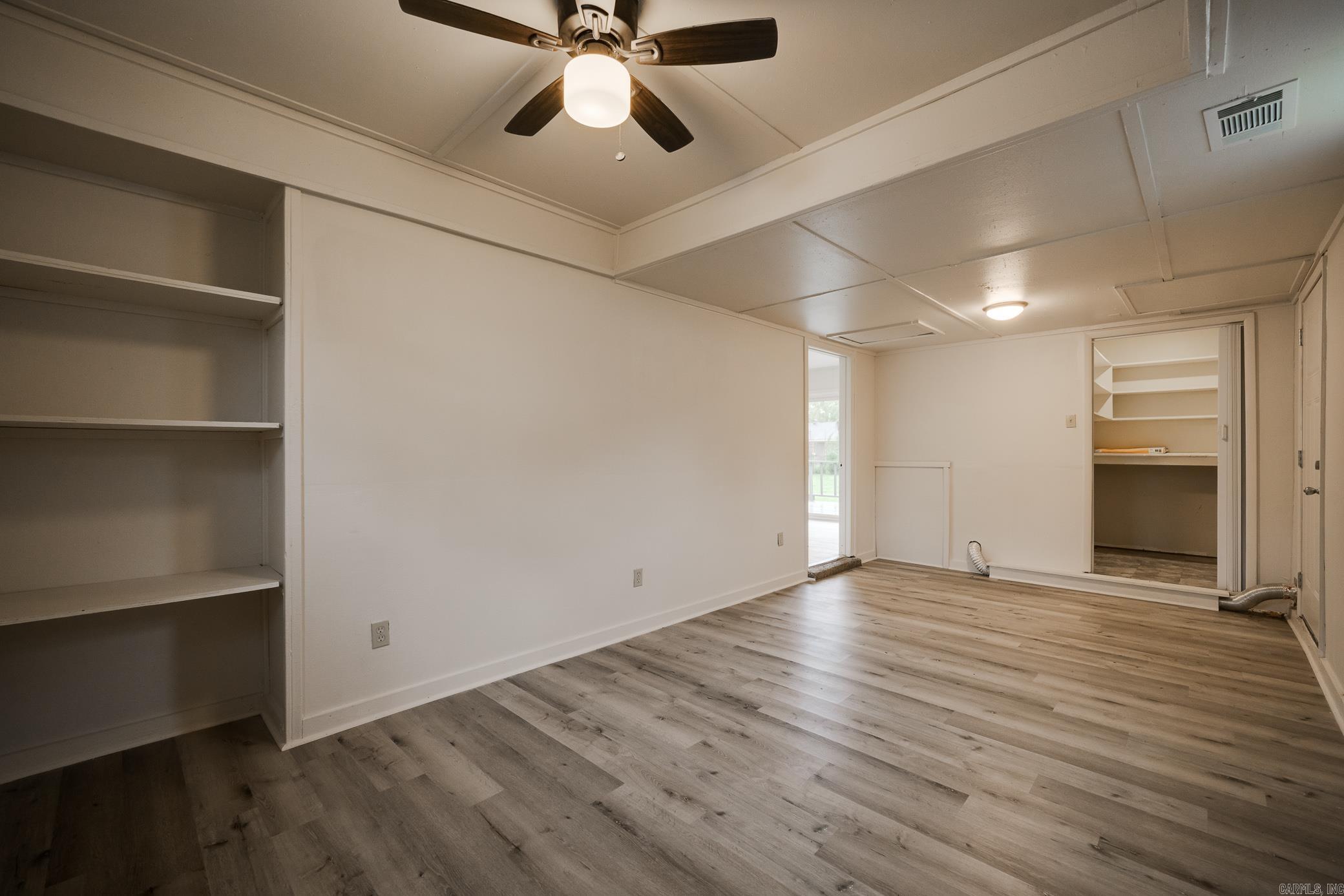 HICKMAN & MCCONNELL - Residential