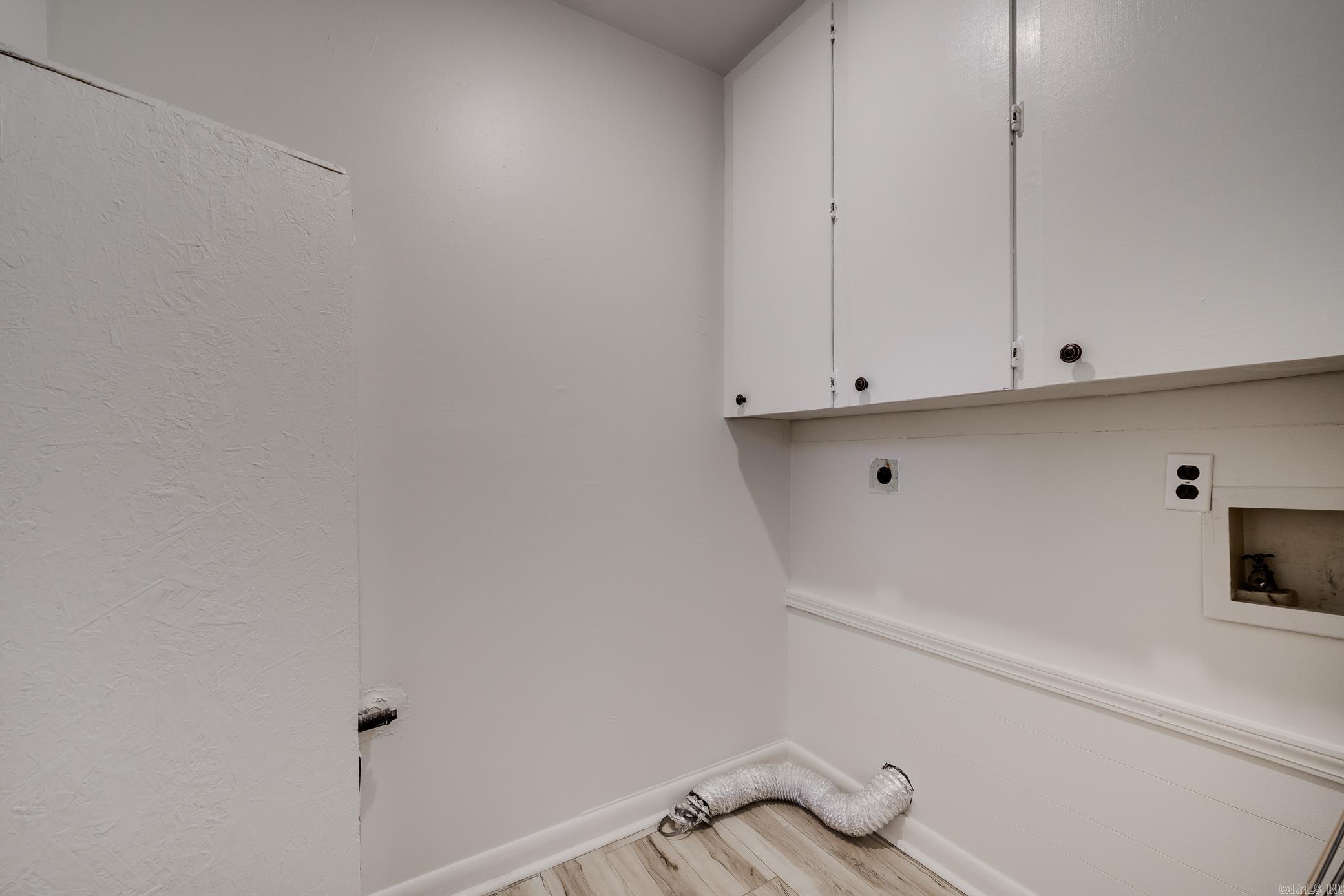 HICKMAN & MCCONNELL - Residential