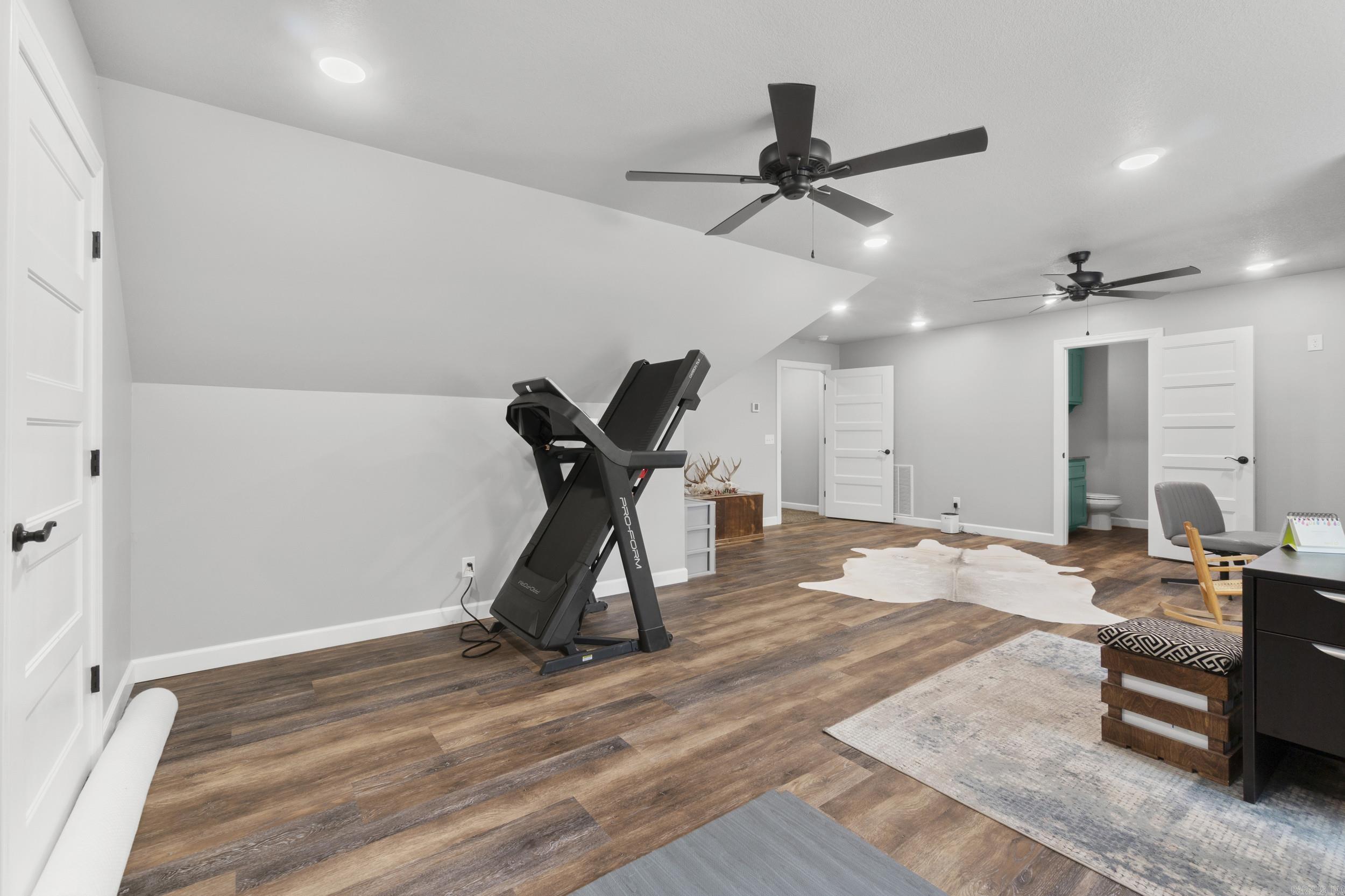 HUNTERS REST CORP - Residential