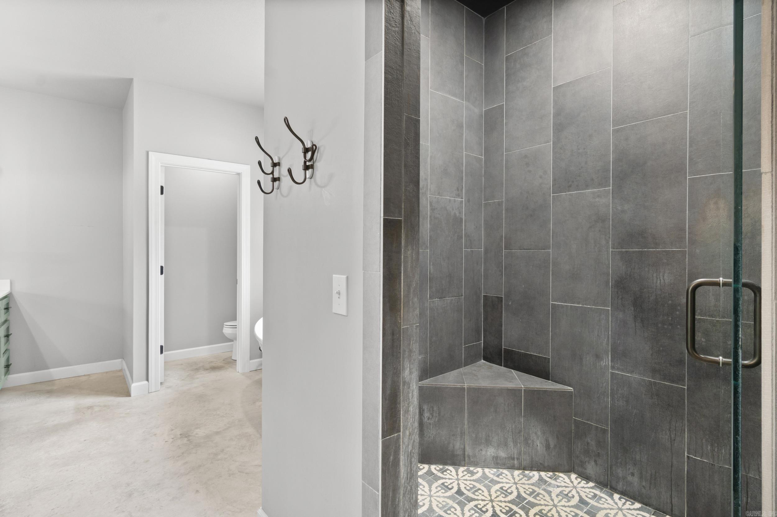 HUNTERS REST CORP - Residential