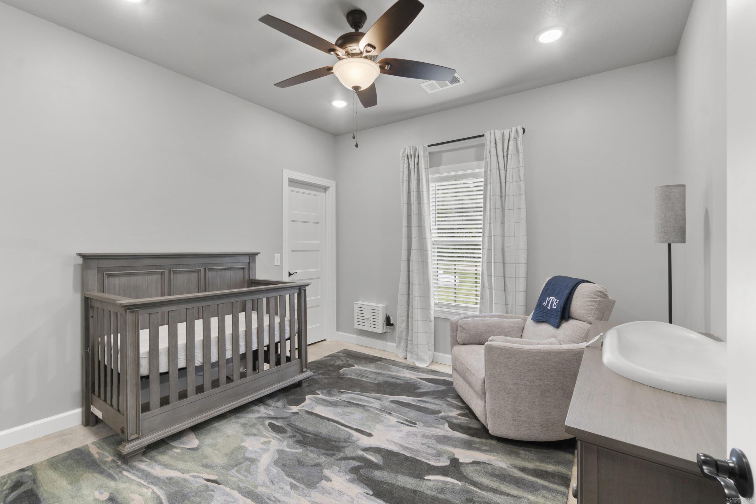 HUNTERS REST CORP - Residential