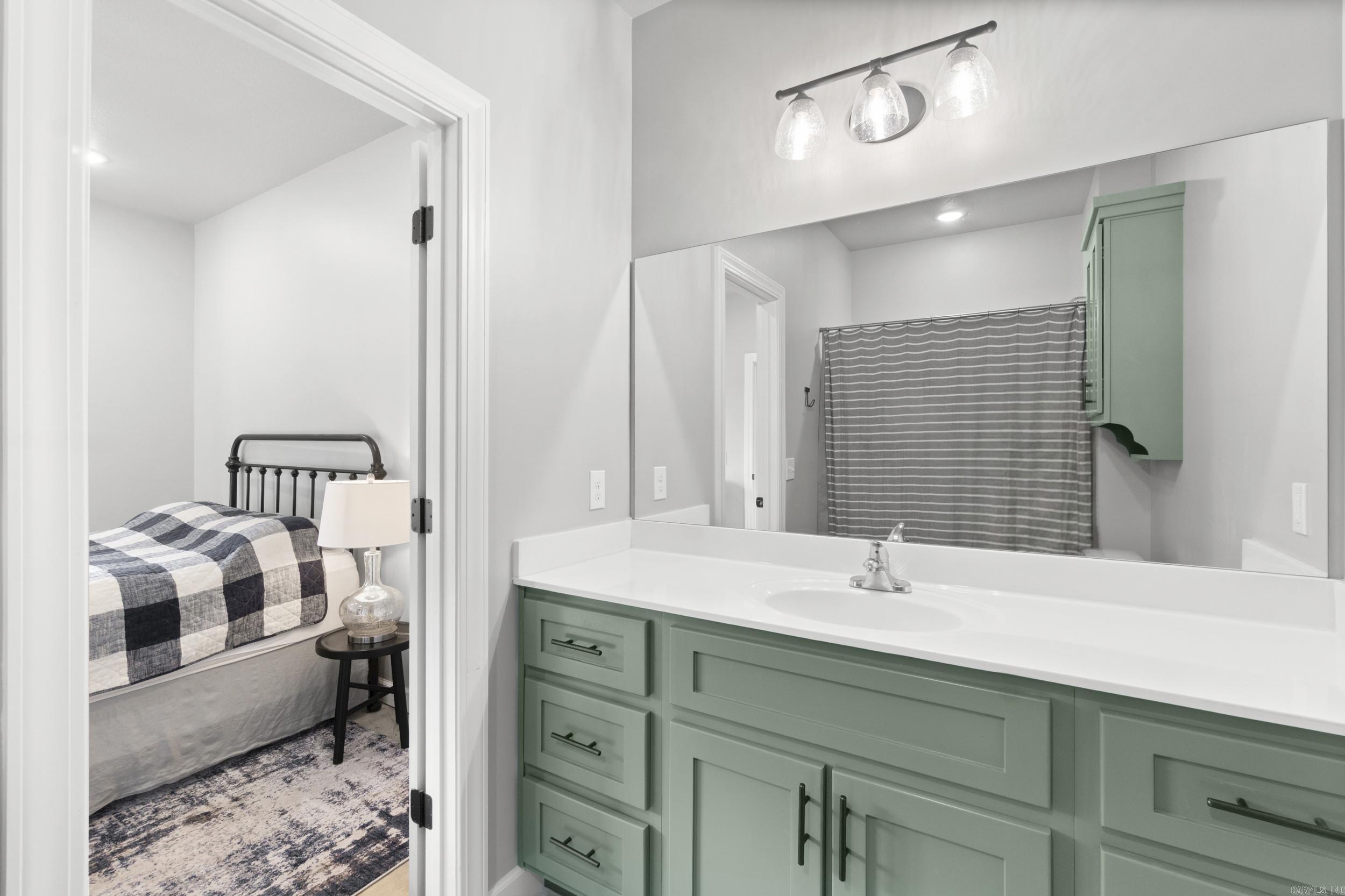 HUNTERS REST CORP - Residential