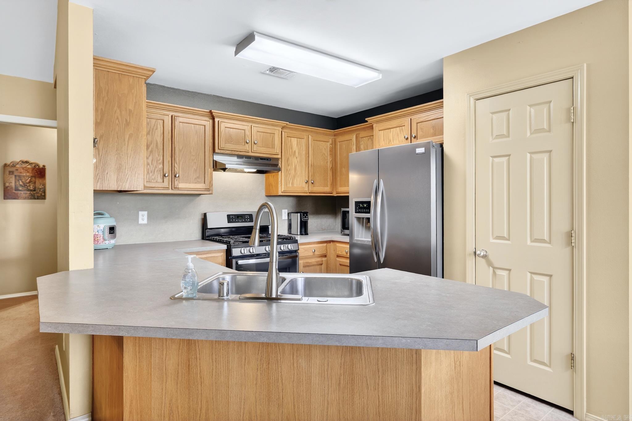 AUBURN HILLS - Residential