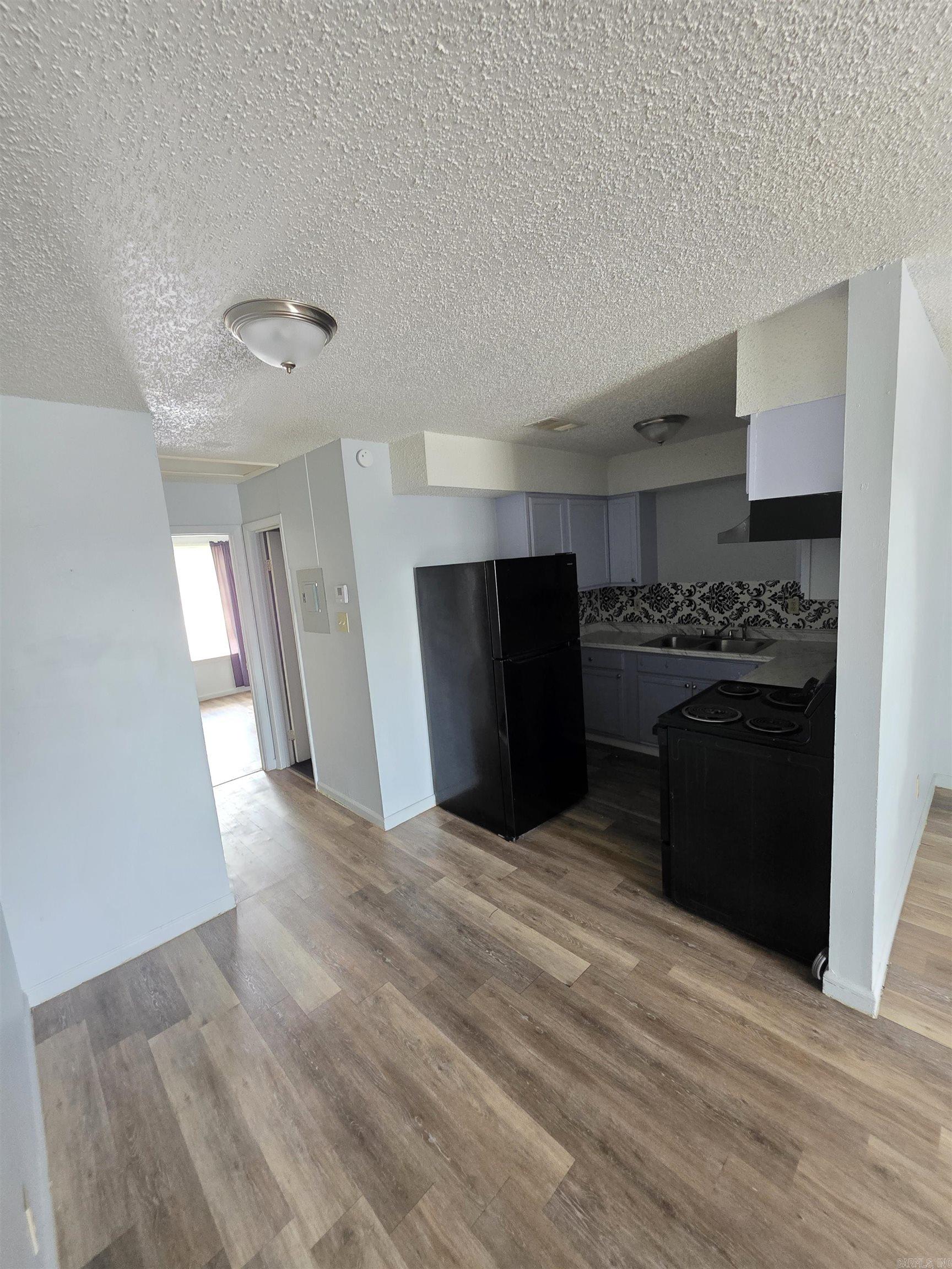 Geyer Springs - Residential Lease