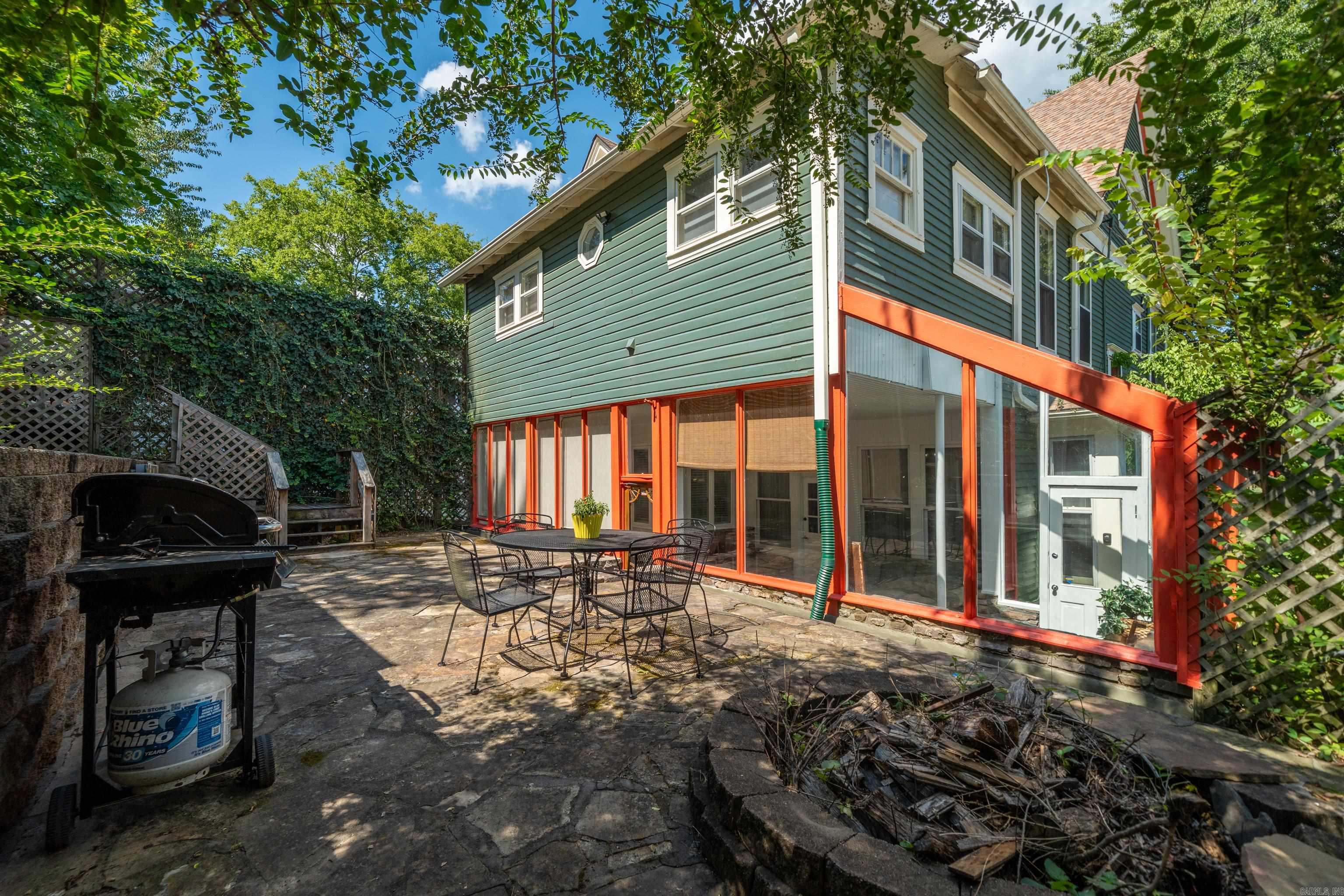 HSR BLK - Residential