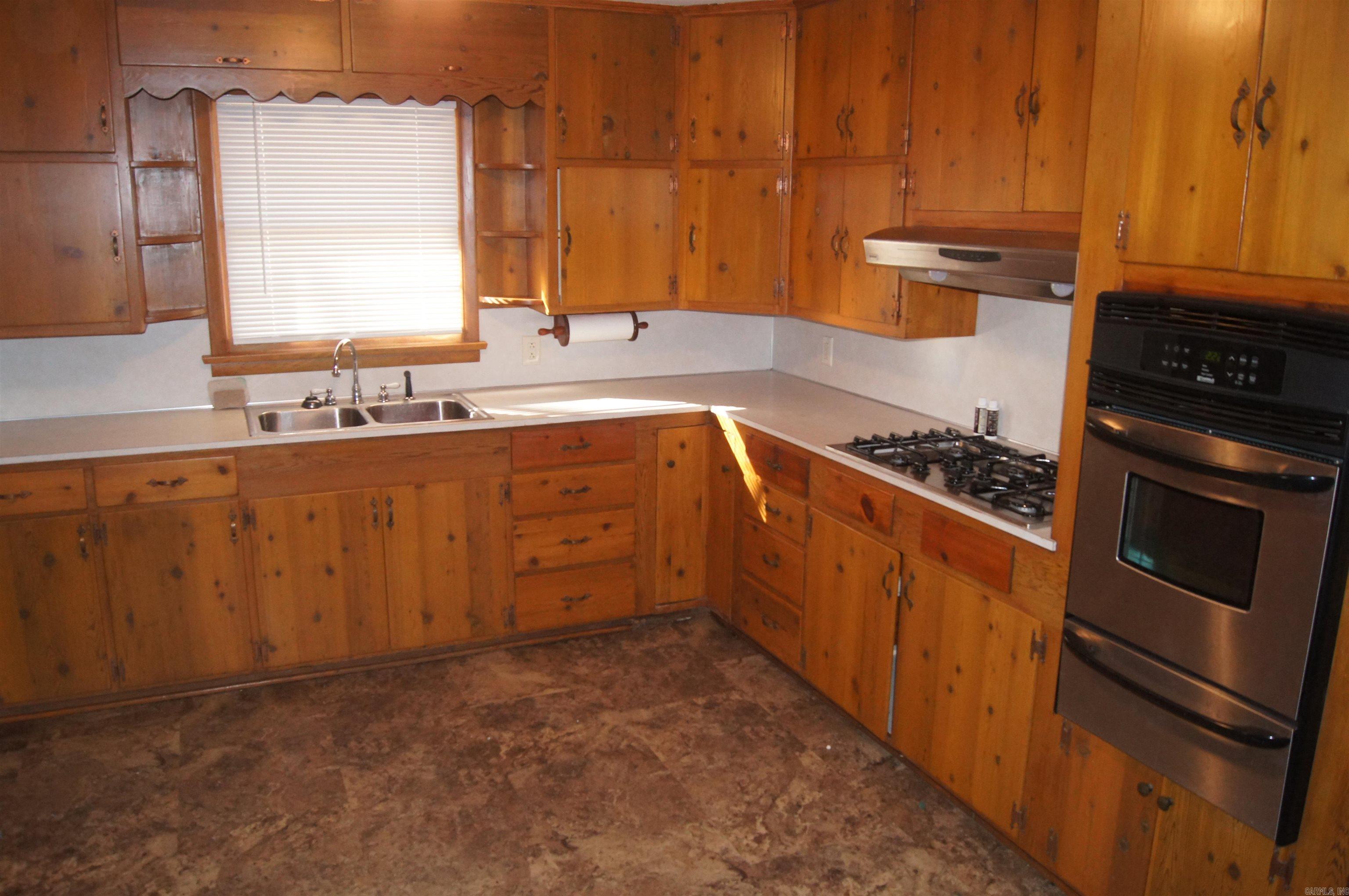 THOMAS ADD - Residential