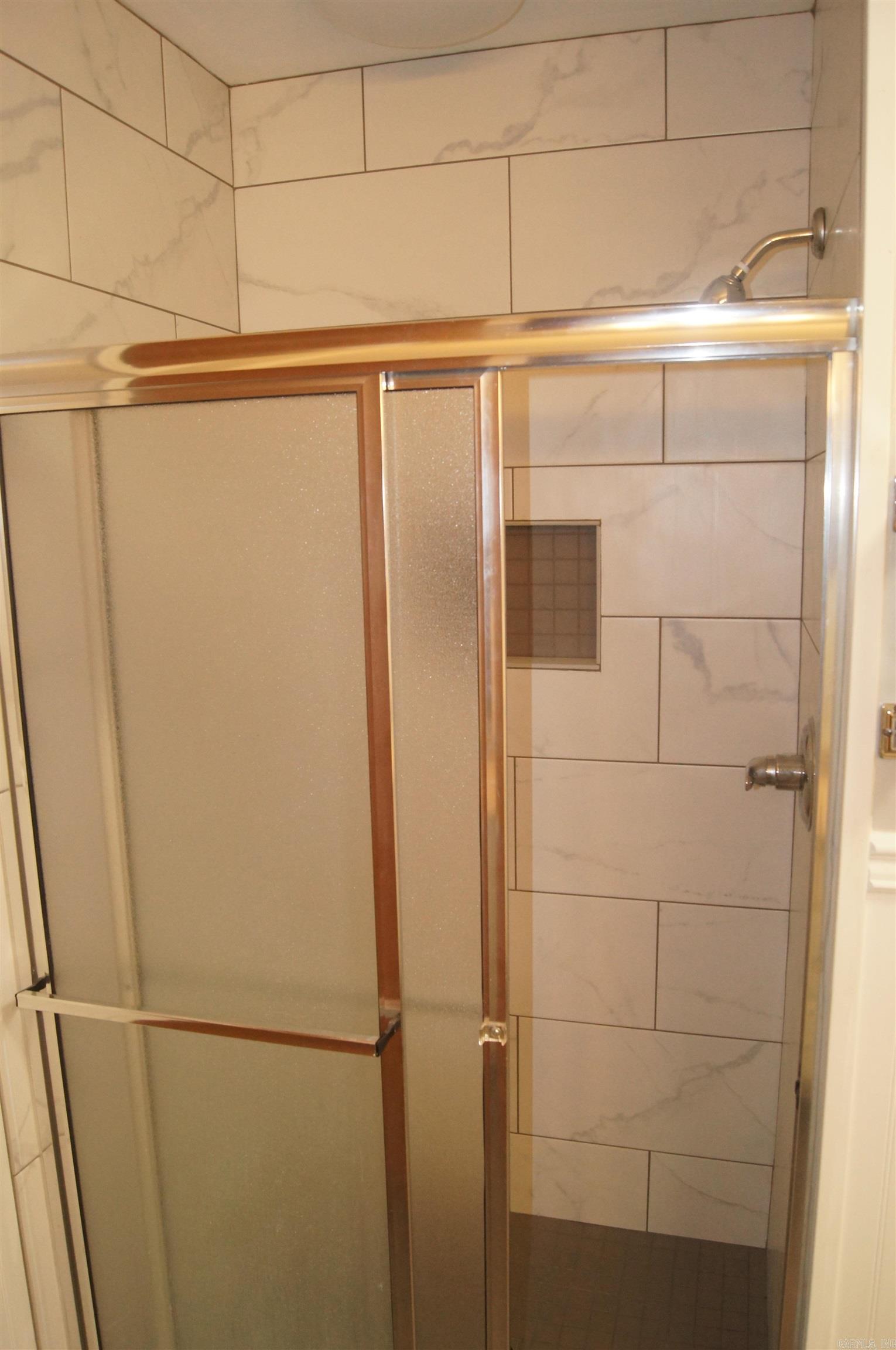 THOMAS ADD - Residential