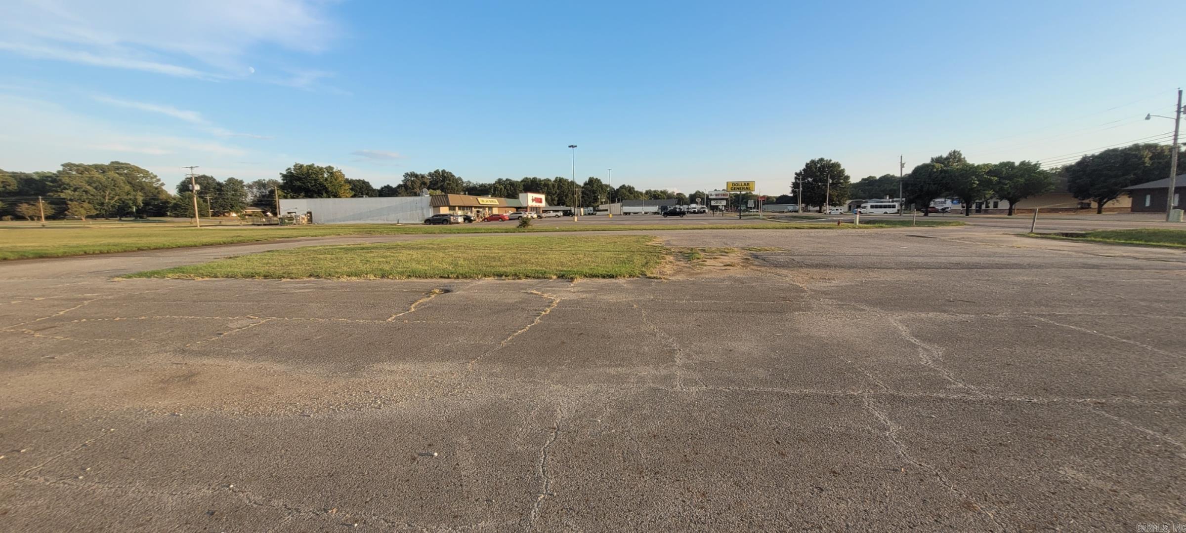 Price - Commercial Sale