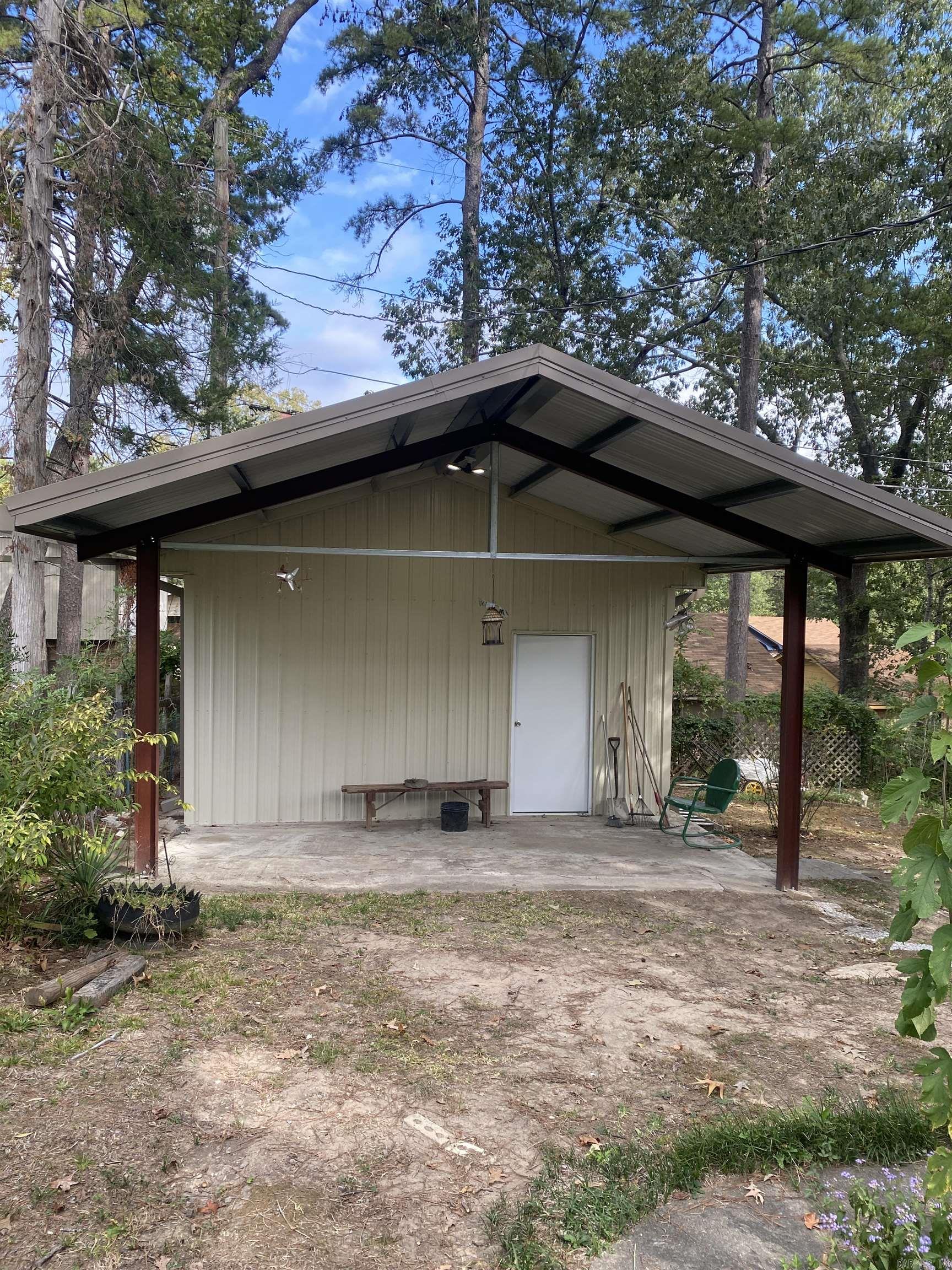 WOODLAND ACRES - Residential