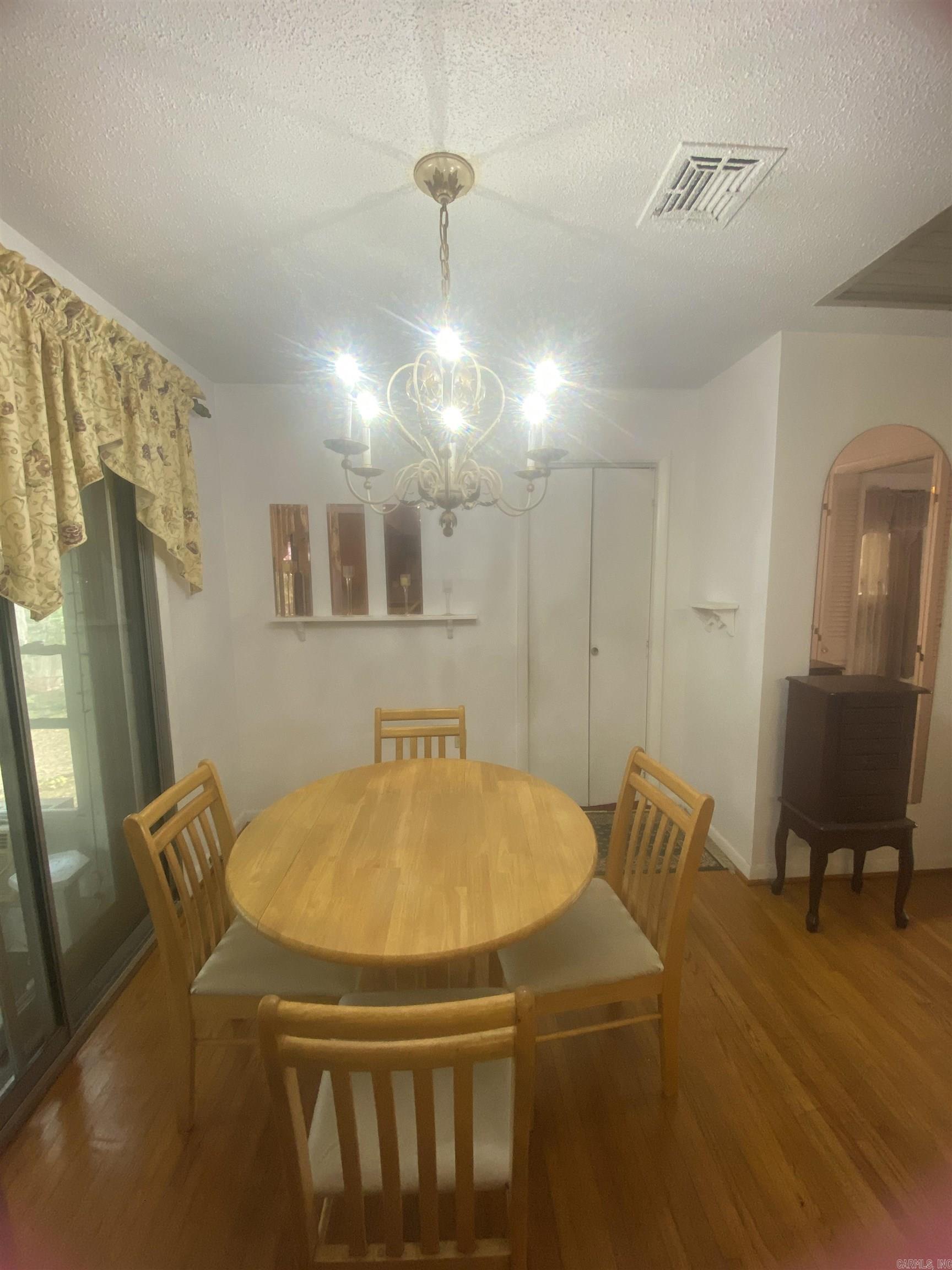 WOODLAND ACRES - Residential