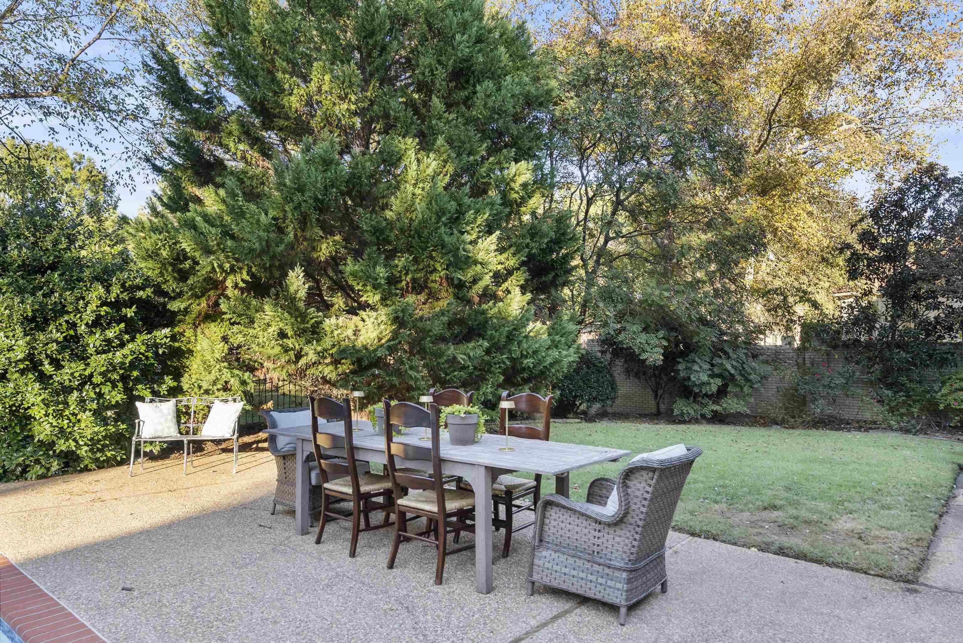 HICKORY CREEK - Residential