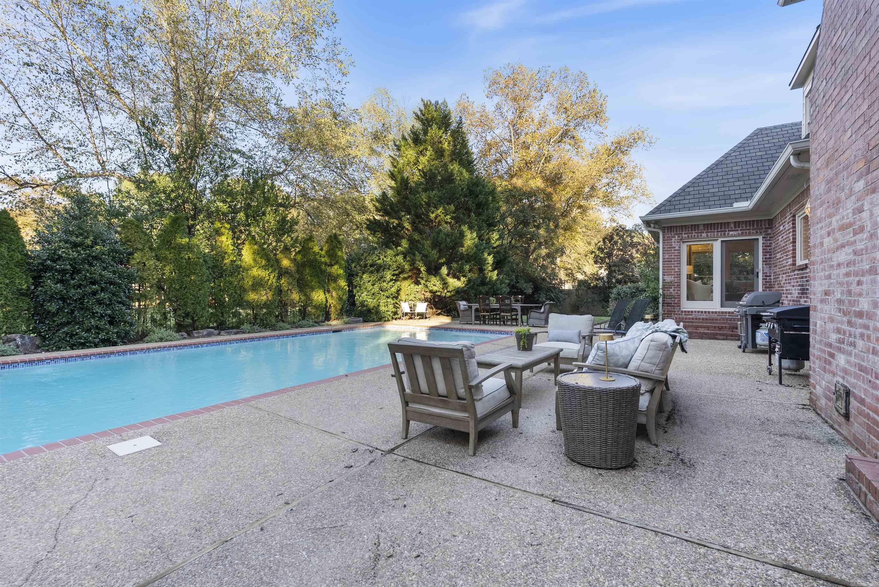 HICKORY CREEK - Residential