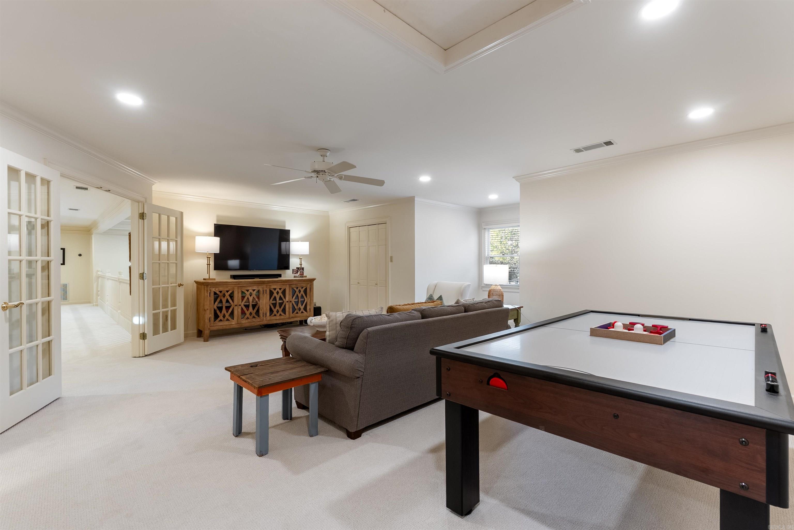 HICKORY CREEK - Residential