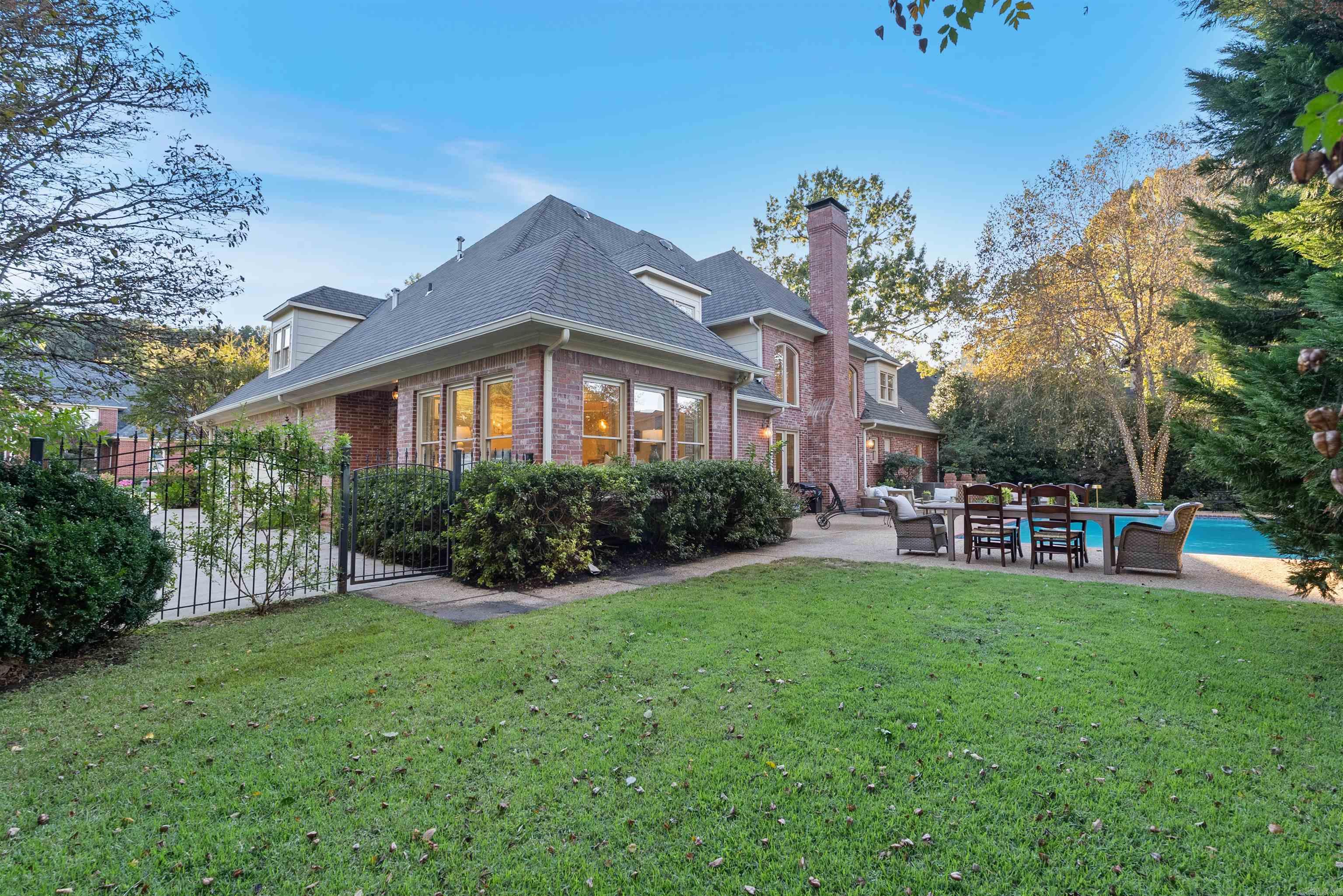 HICKORY CREEK - Residential