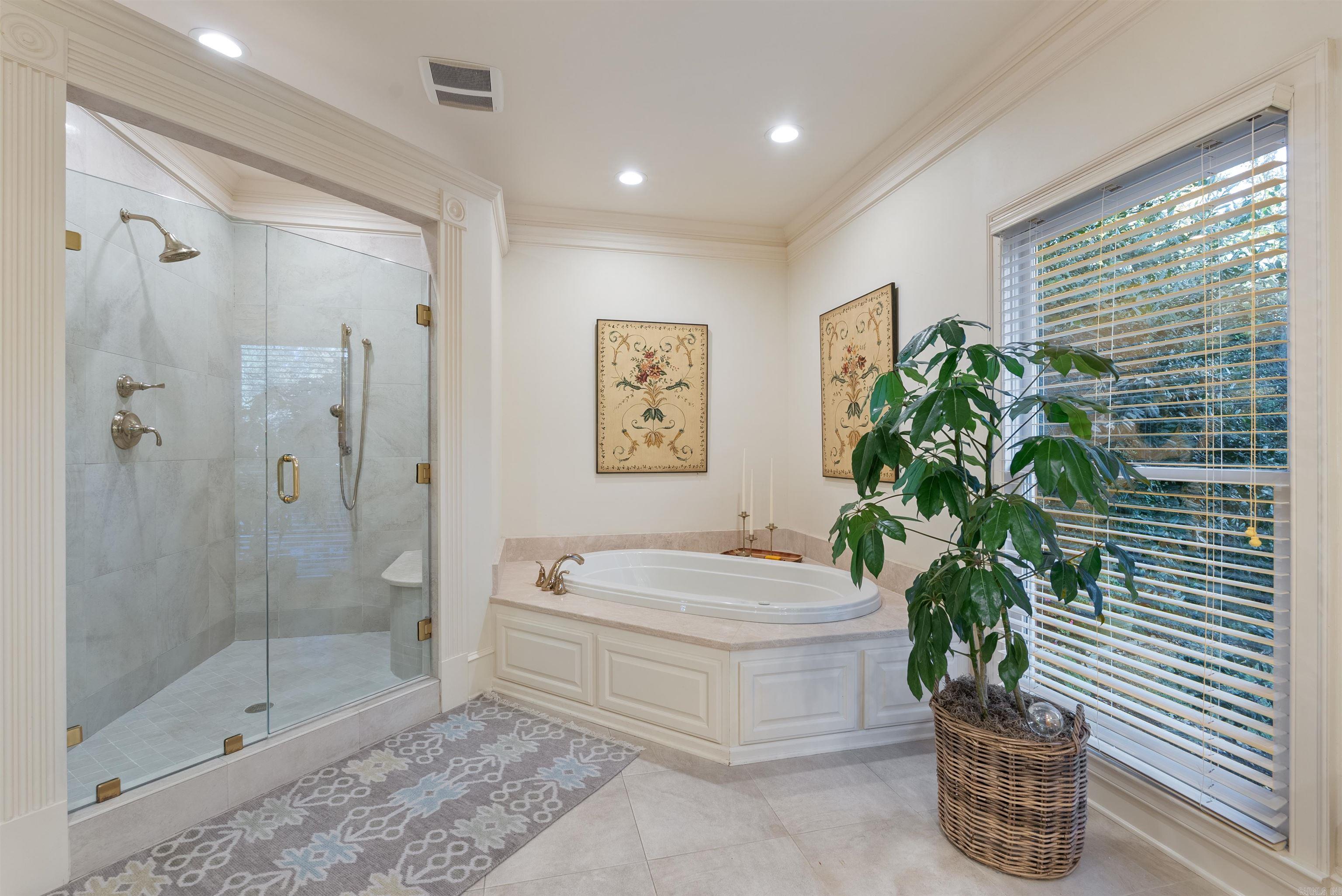 HICKORY CREEK - Residential