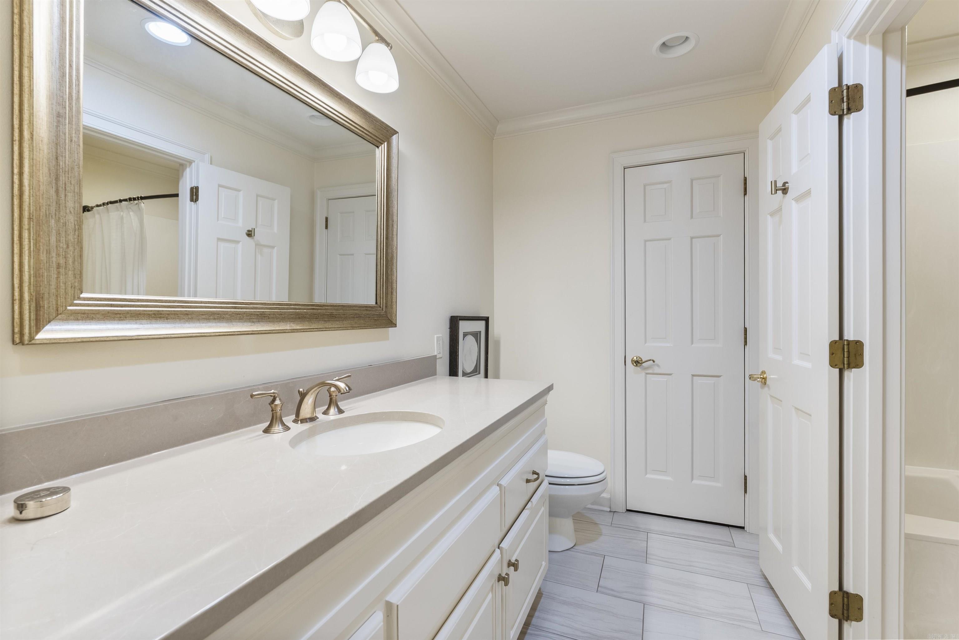 HICKORY CREEK - Residential