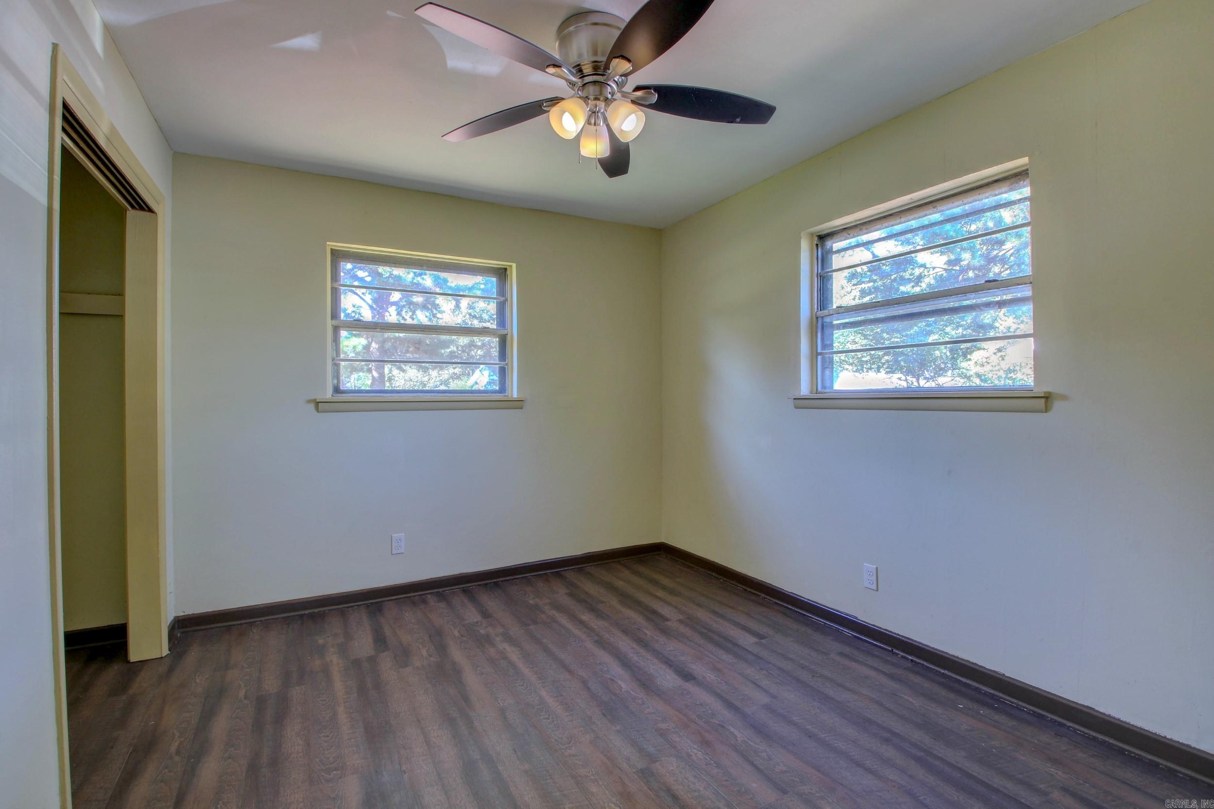 MEADOW PARK - Residential