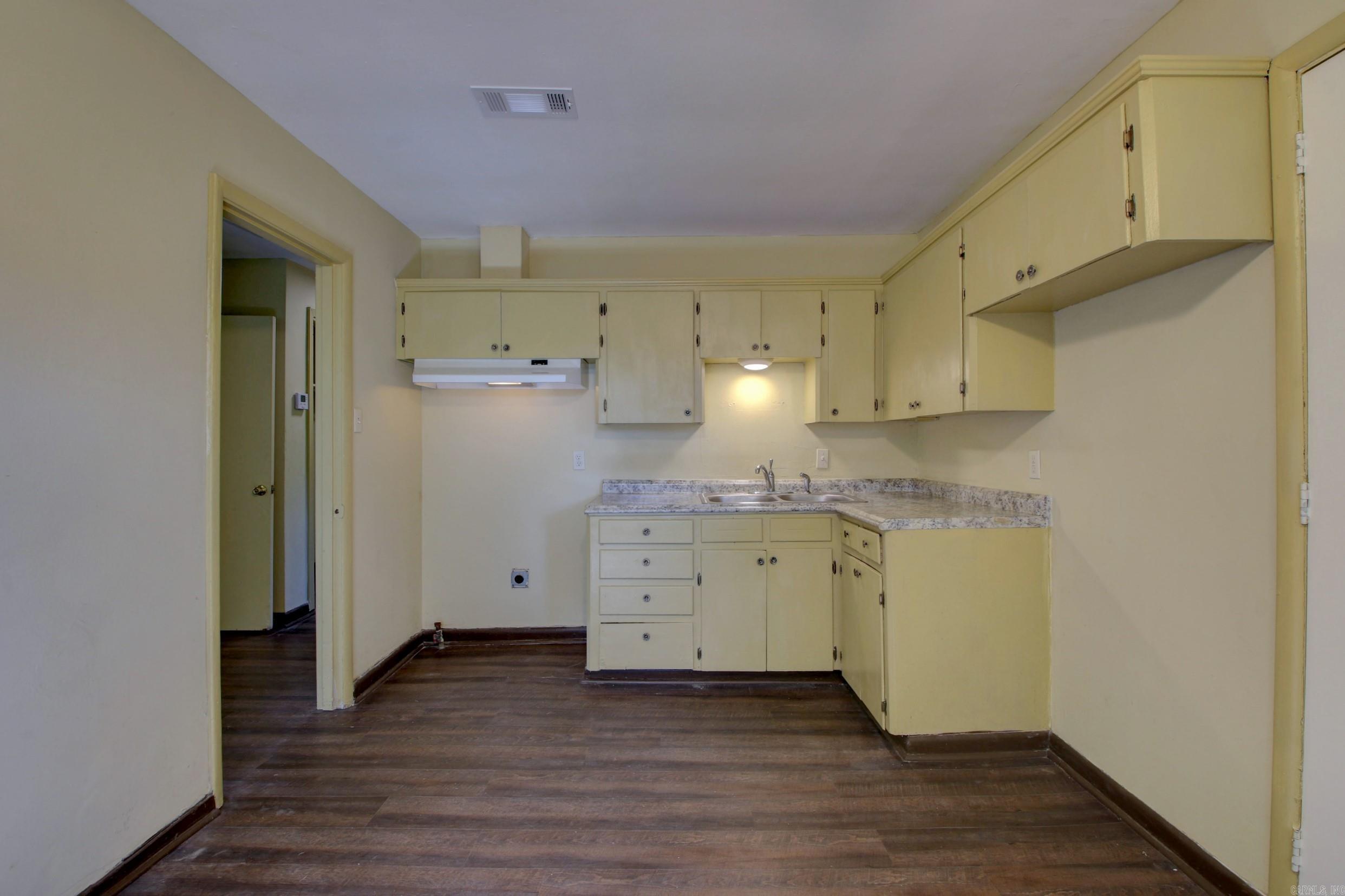 MEADOW PARK - Residential