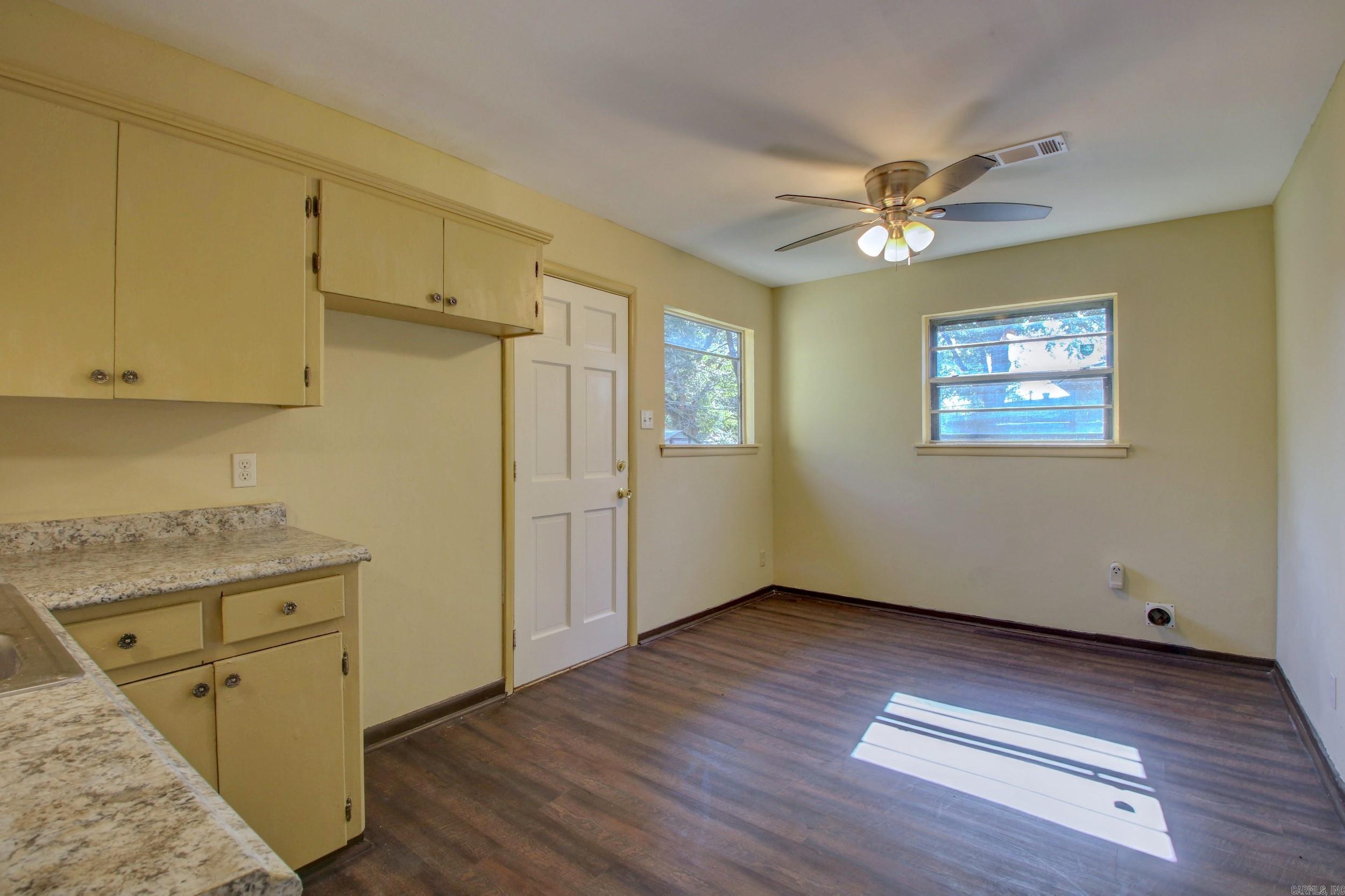 MEADOW PARK - Residential