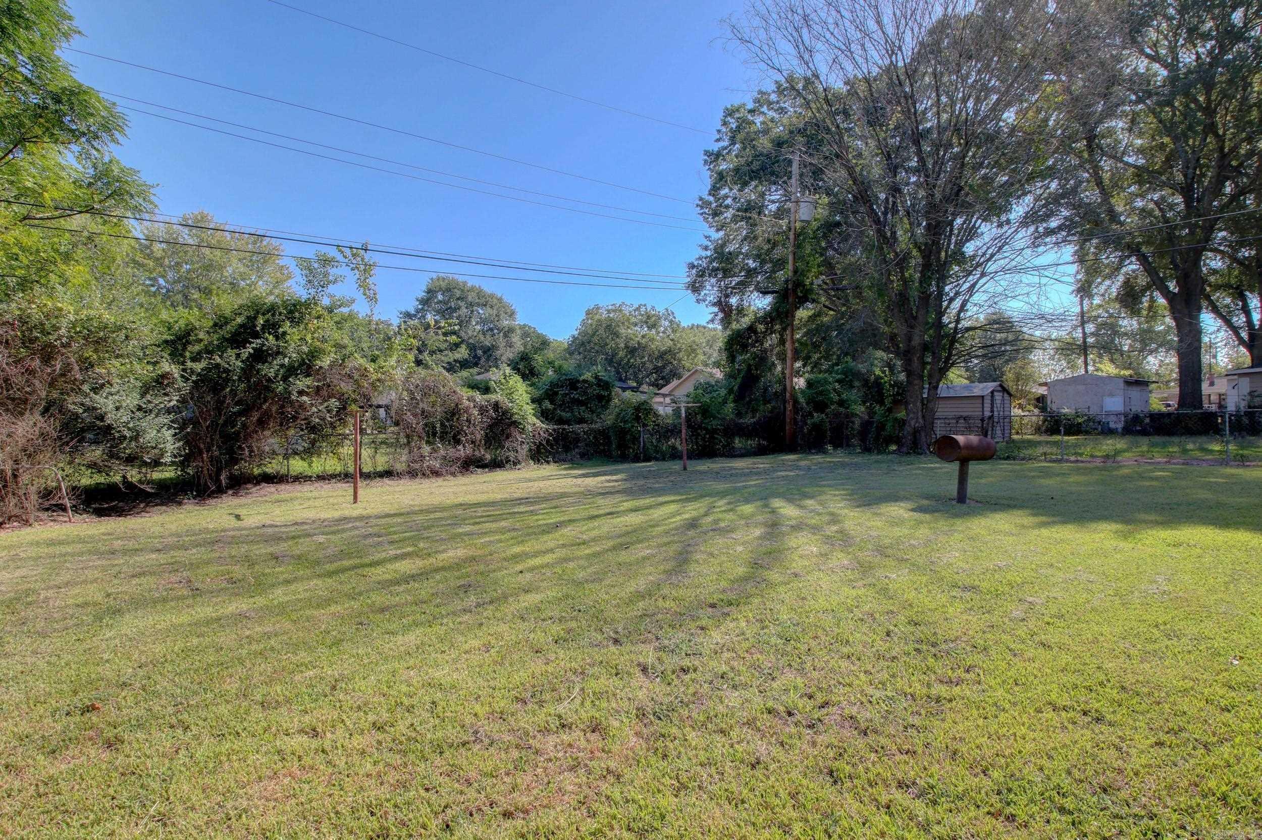 MEADOW PARK - Residential