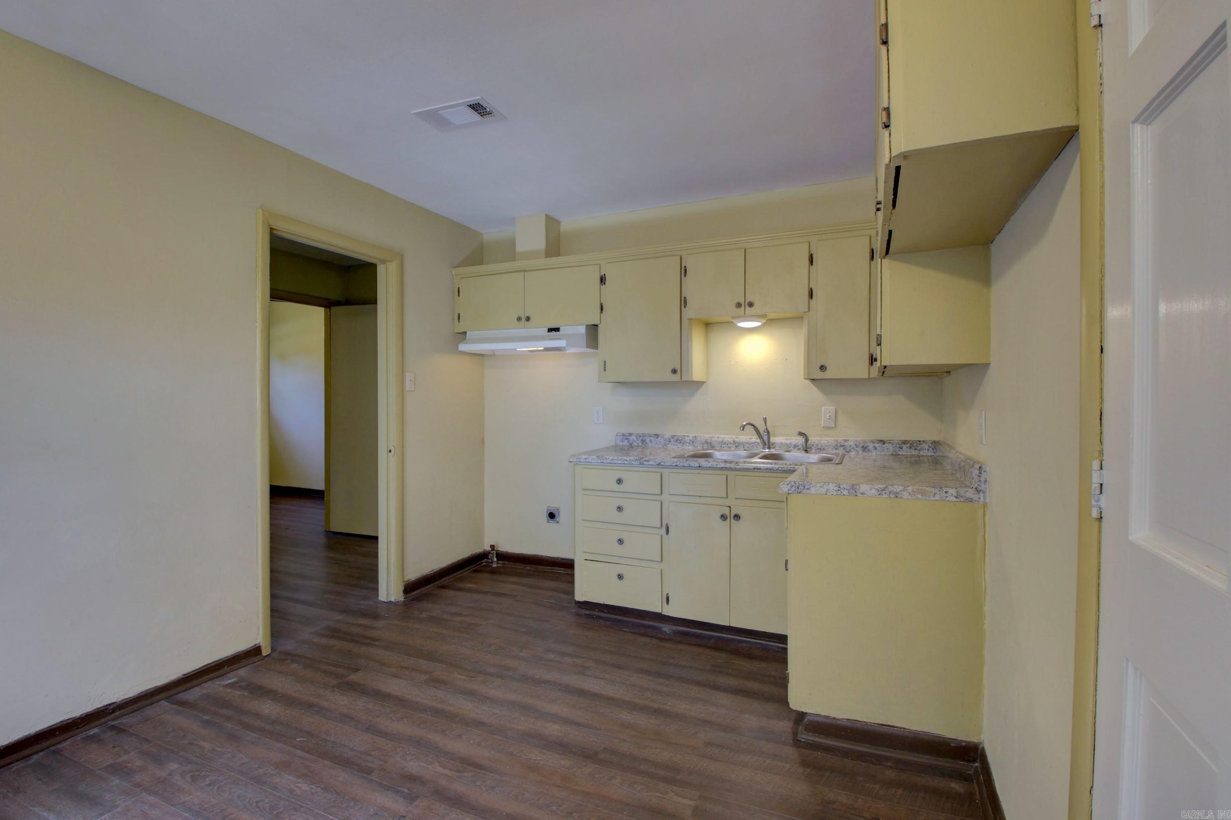 MEADOW PARK - Residential