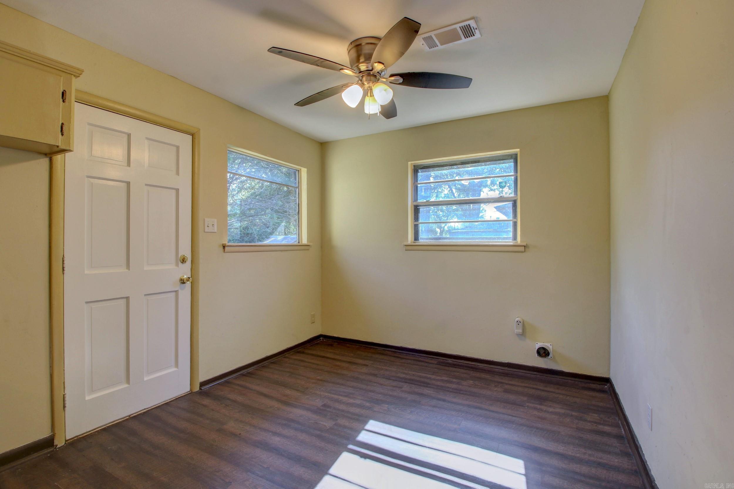 MEADOW PARK - Residential