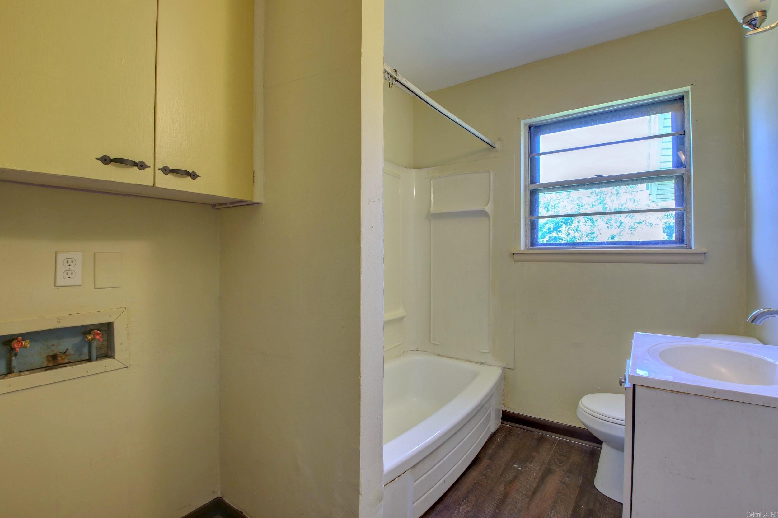 MEADOW PARK - Residential