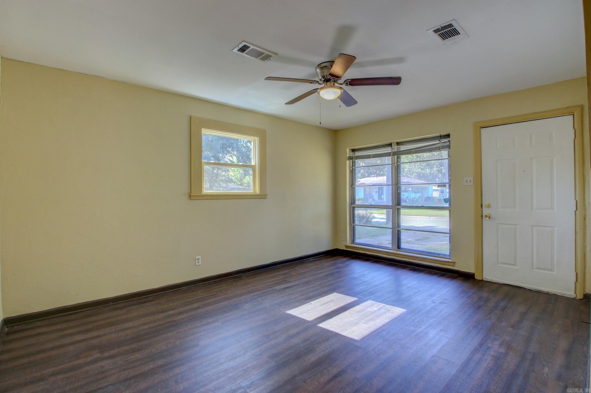 MEADOW PARK - Residential