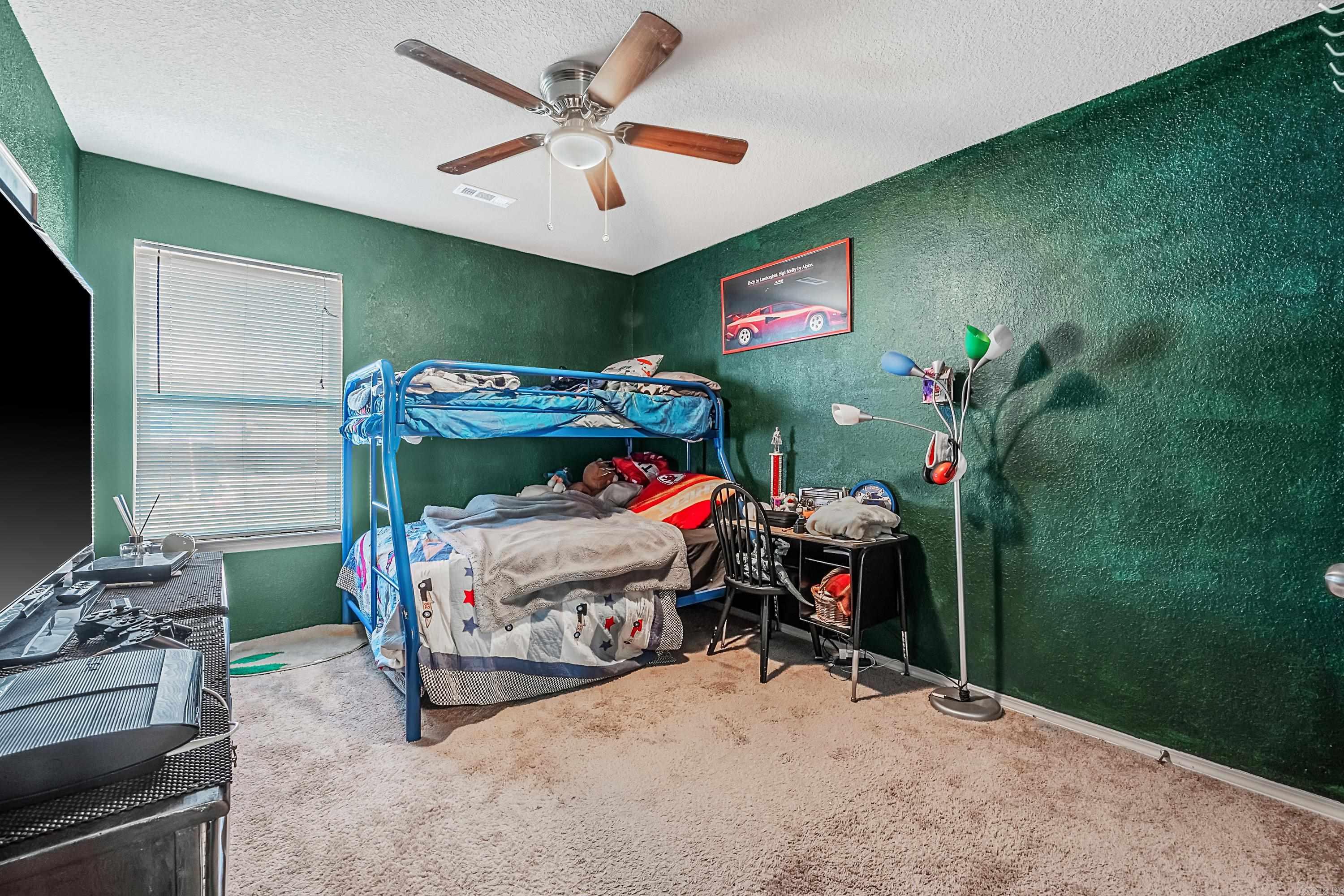 WOODLANDS EDGE - Residential