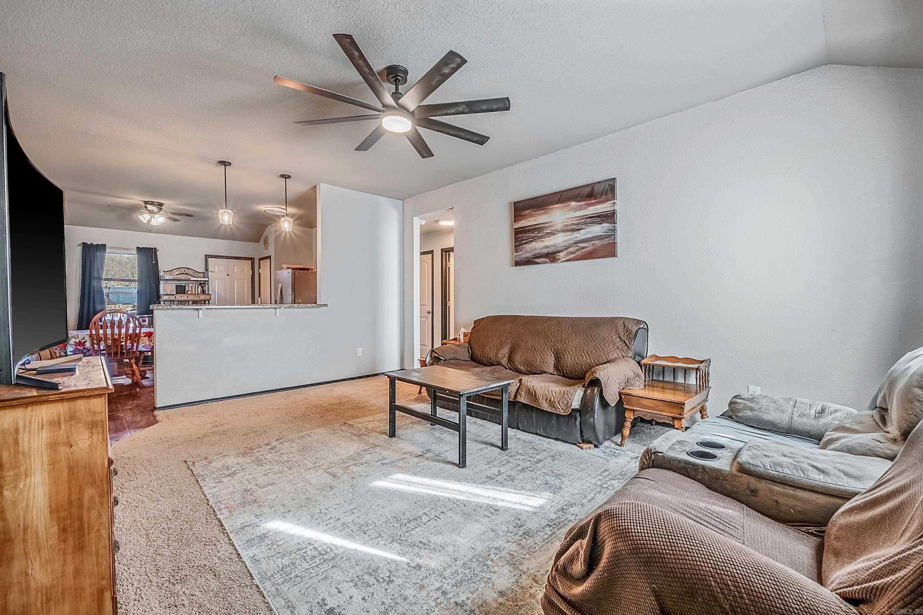 WOODLANDS EDGE - Residential