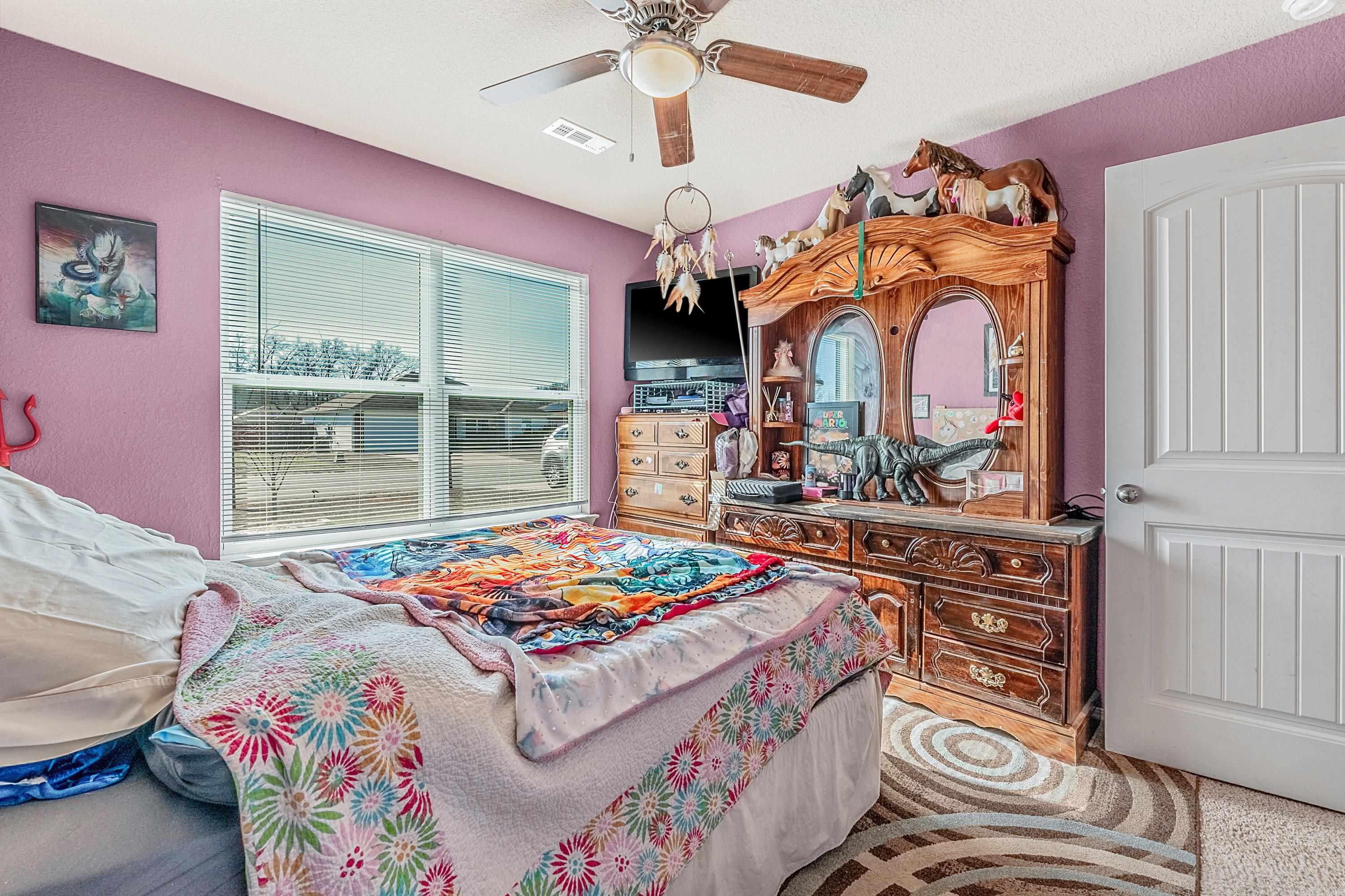 WOODLANDS EDGE - Residential