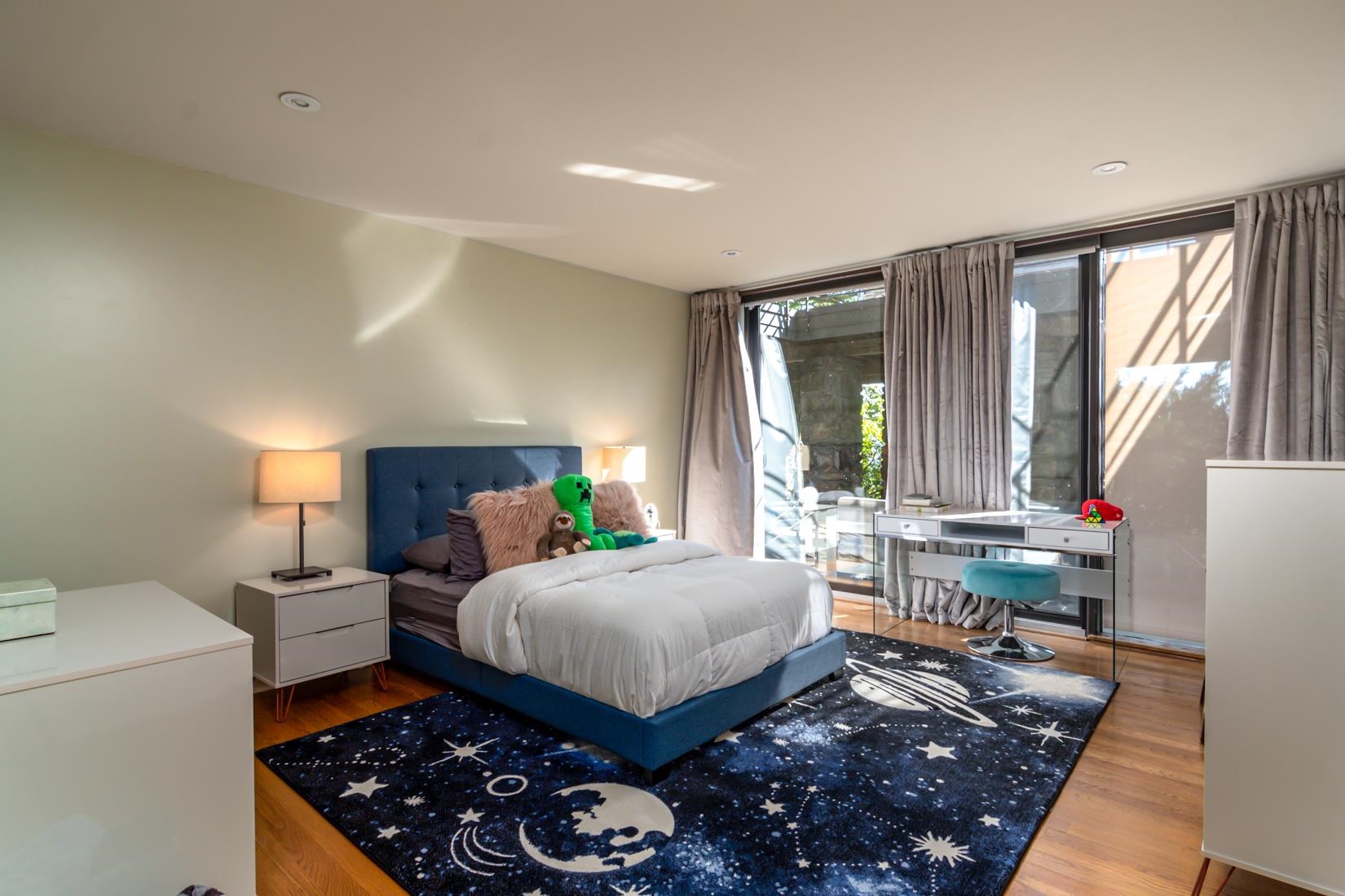 RIVERVIEW POINT - Residential