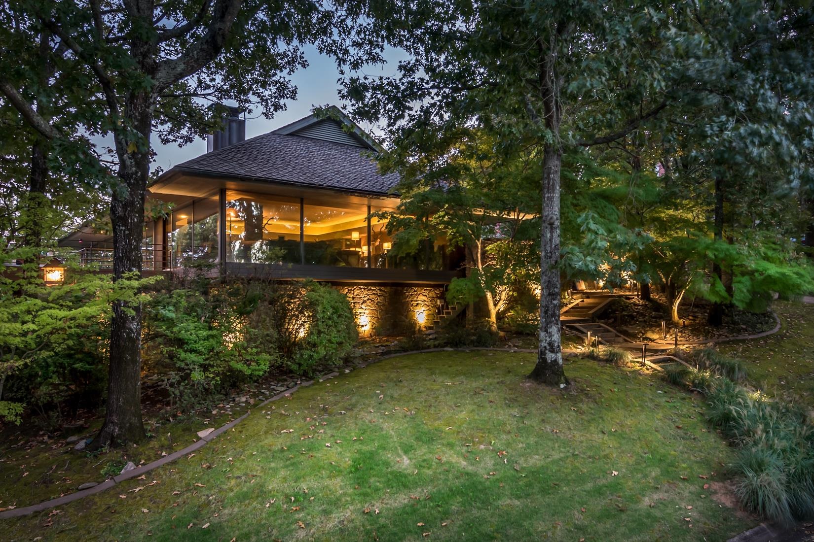 Highly Sought After River View! This Striking Modern Cromwell Masterpiece has been Completely Renovated with High End Luxury Finishes. The Main Living Area is Open Floor Plan with Dramatic Floor-to-Ceiling Windows that blur the boundaries between the interior and exterior. The 4,677 sq. ft. interior also leaves nothing to be desired as it boasts luxurious features in every corner of this 4 bedroom,  4 bathroom oasis. Saltwater Pool, Hot Tub, Outdoor Lighting, Koi Pond, Waterfall & more!! See Agent Remarks.