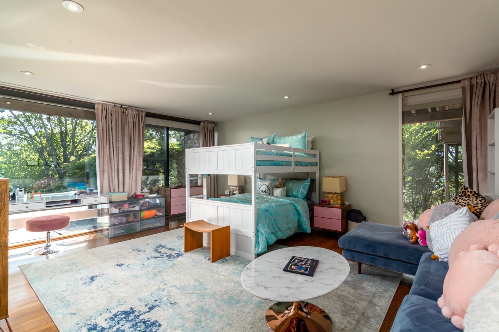 RIVERVIEW POINT - Residential