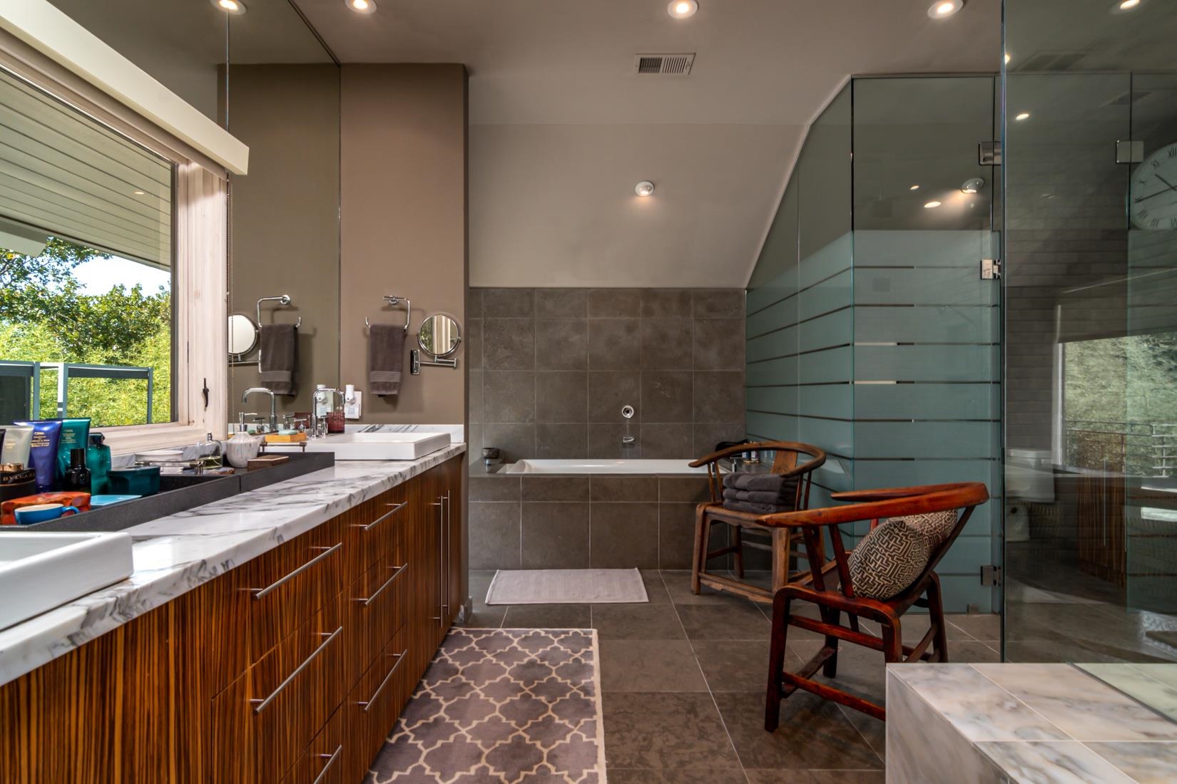 RIVERVIEW POINT - Residential