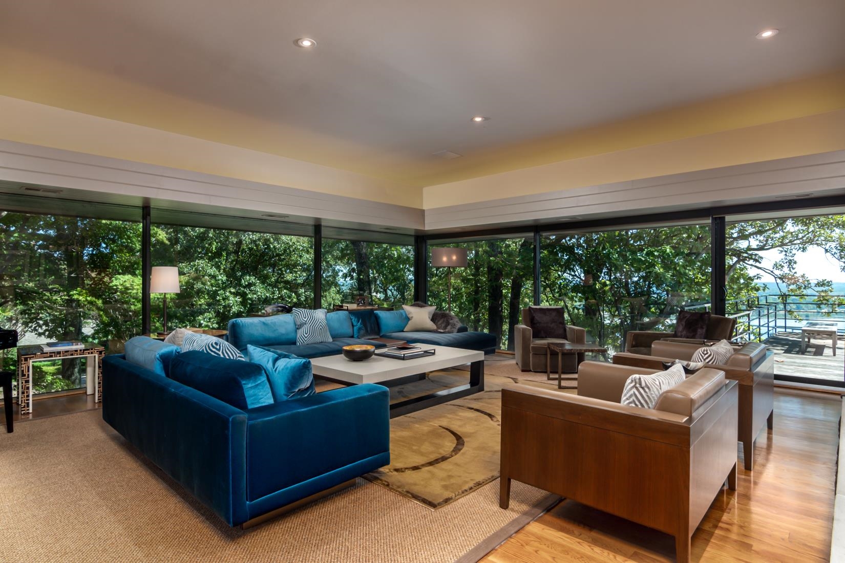 RIVERVIEW POINT - Residential
