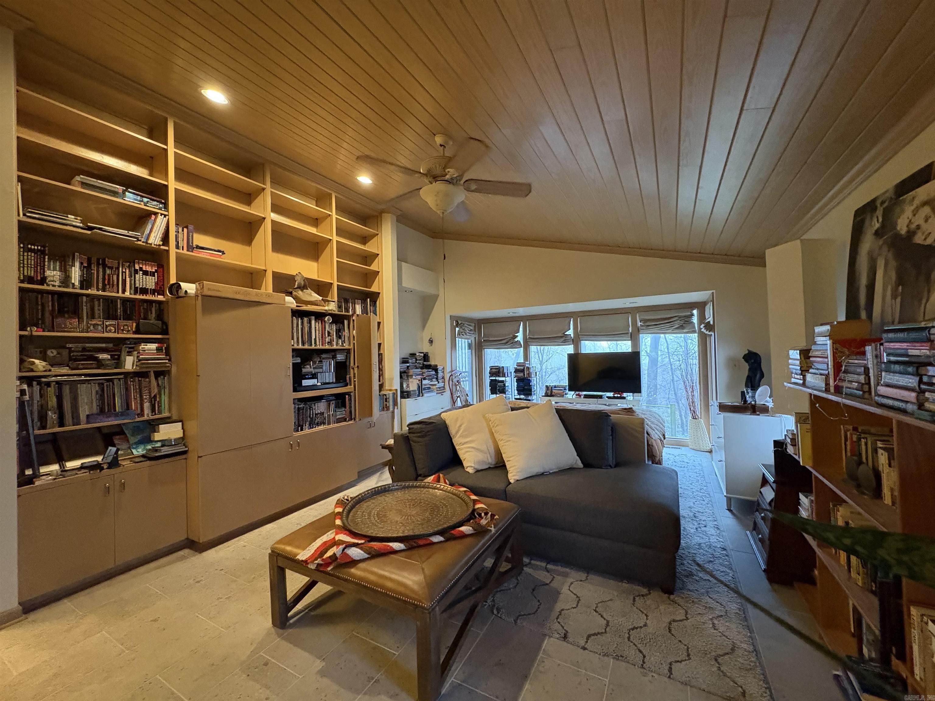 Old Helena - Residential