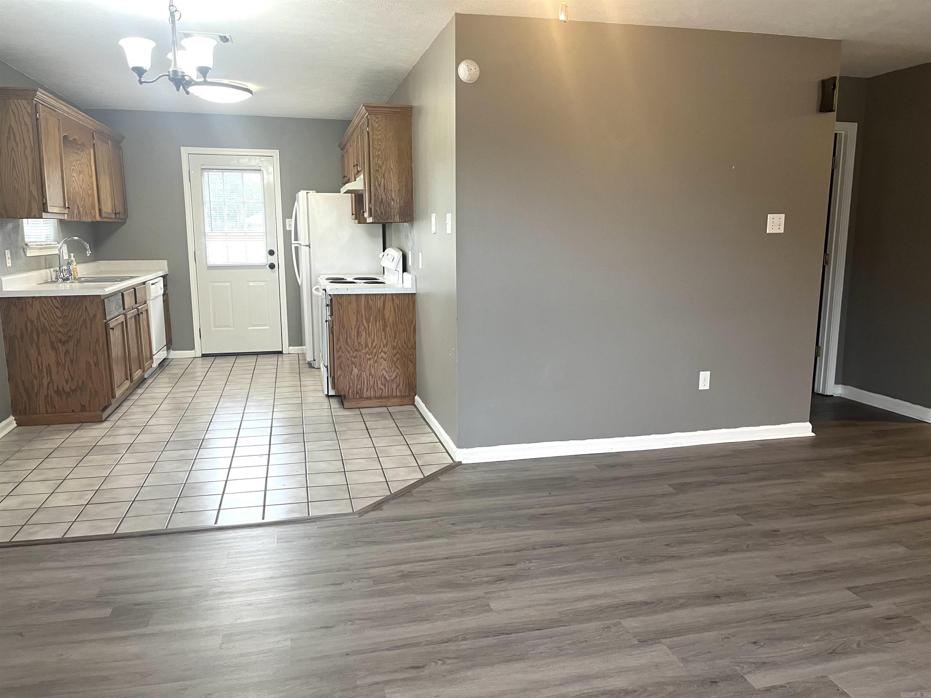 CHERUB COURT - Residential