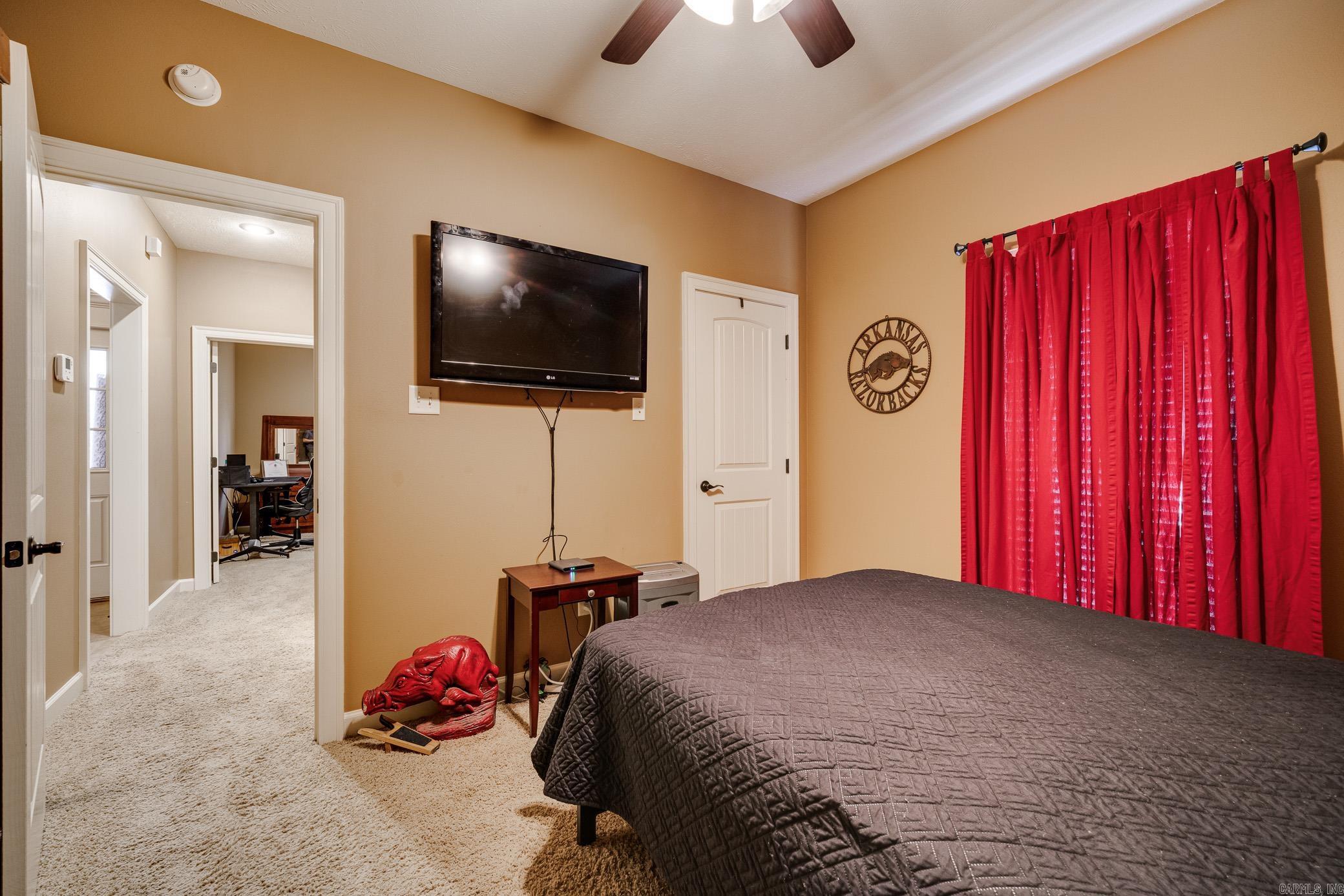 OAK TREE SUB - Residential