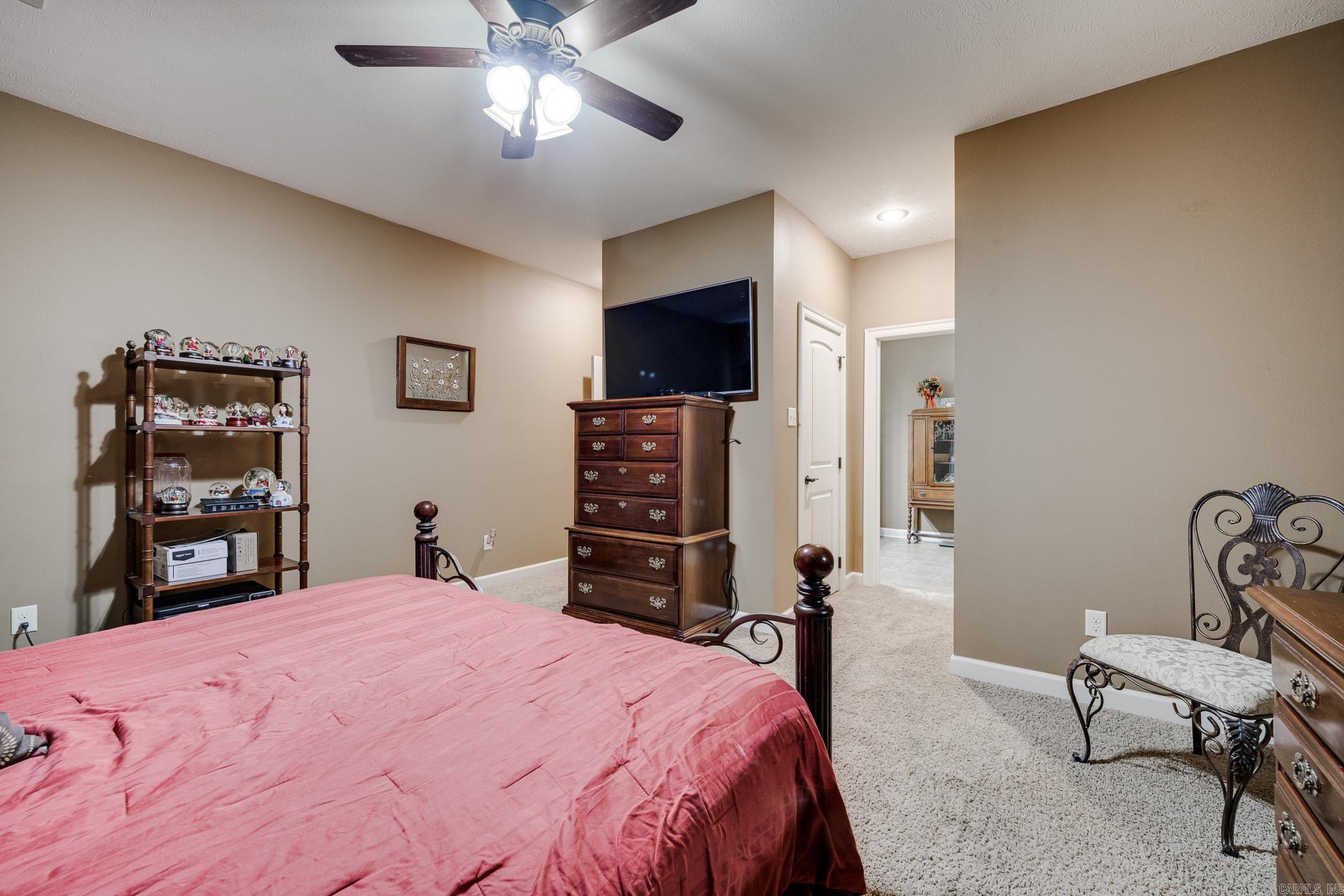 OAK TREE SUB - Residential