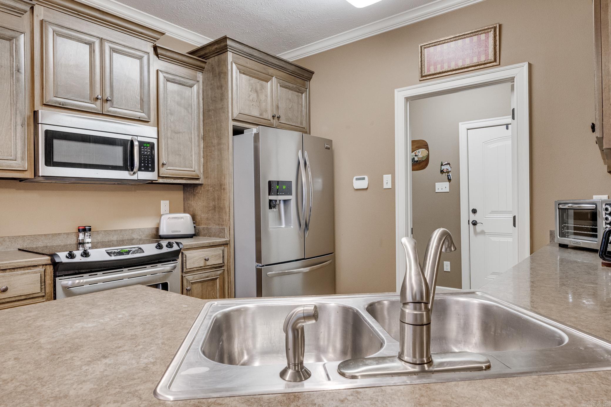 OAK TREE SUB - Residential