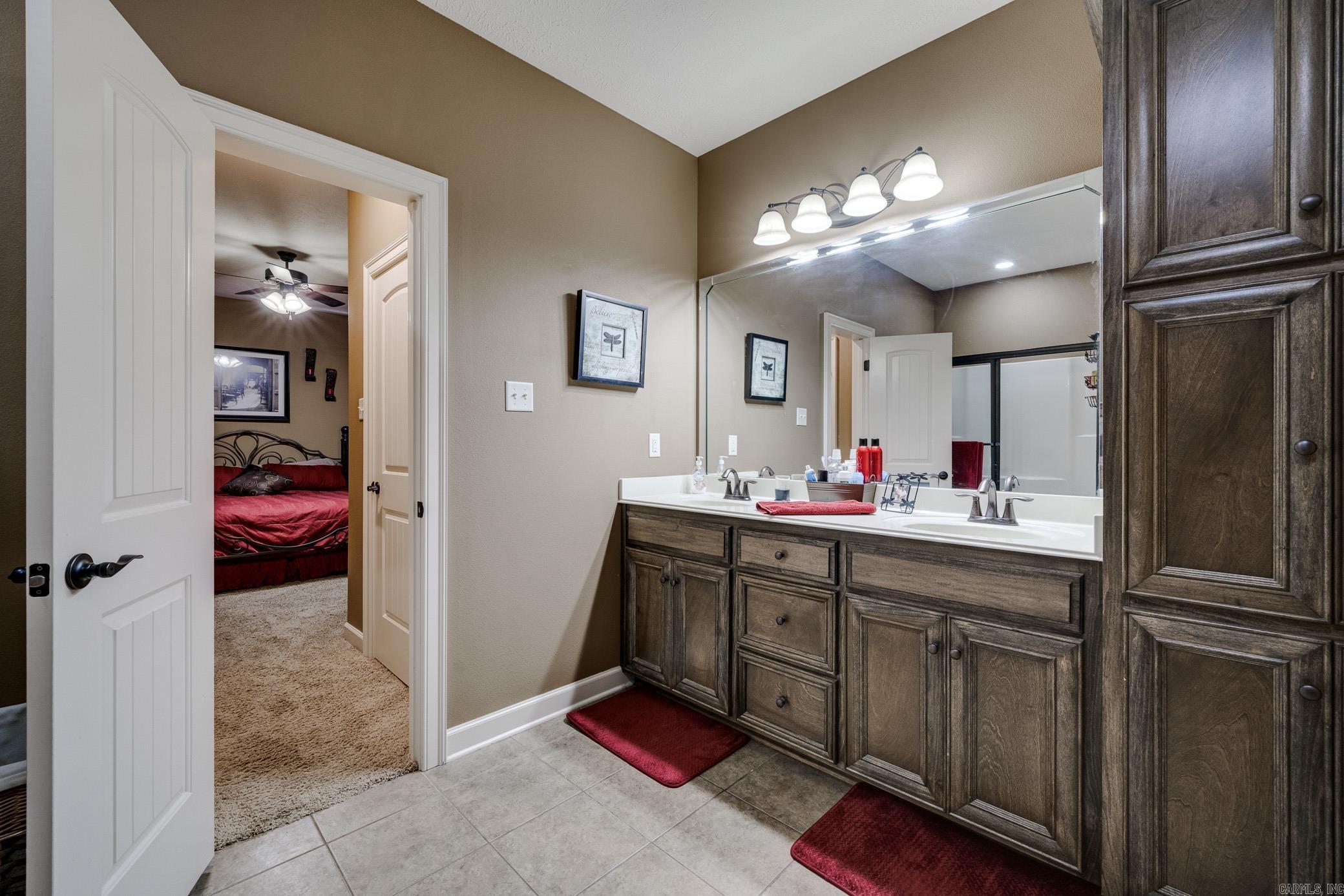 OAK TREE SUB - Residential